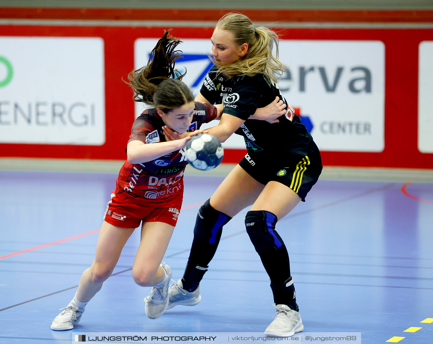 Skövde HF F19-IK Sävehof 2 F19 25-24,dam,Skövde Idrottshall,Skövde,Sverige,Handboll,,2024,334292