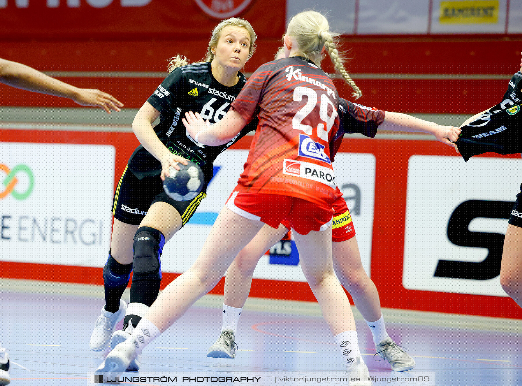 Skövde HF F19-IK Sävehof 2 F19 25-24,dam,Skövde Idrottshall,Skövde,Sverige,Handboll,,2024,334340