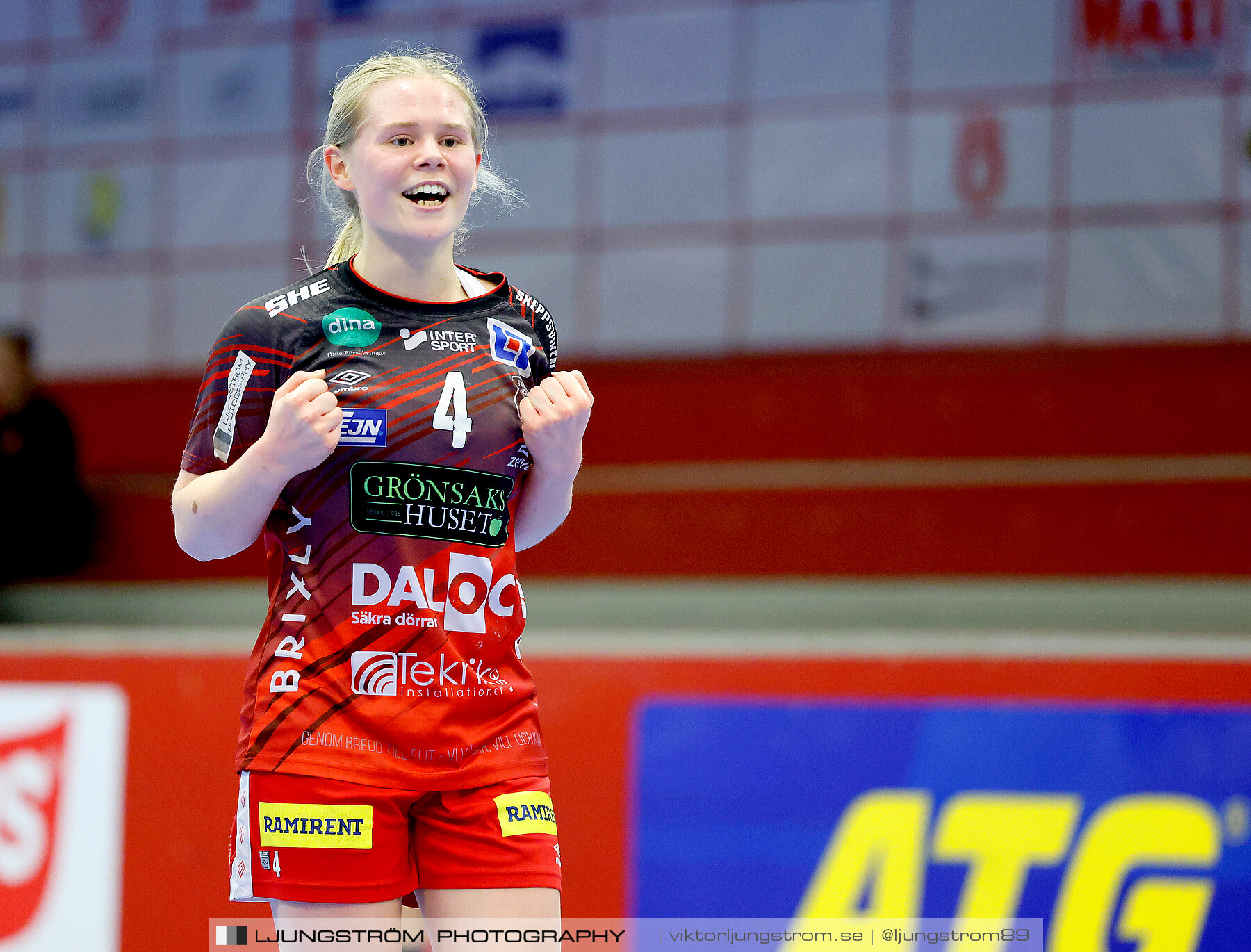 Skövde HF F19-IK Sävehof 2 F19 25-24,dam,Skövde Idrottshall,Skövde,Sverige,Handboll,,2024,334344