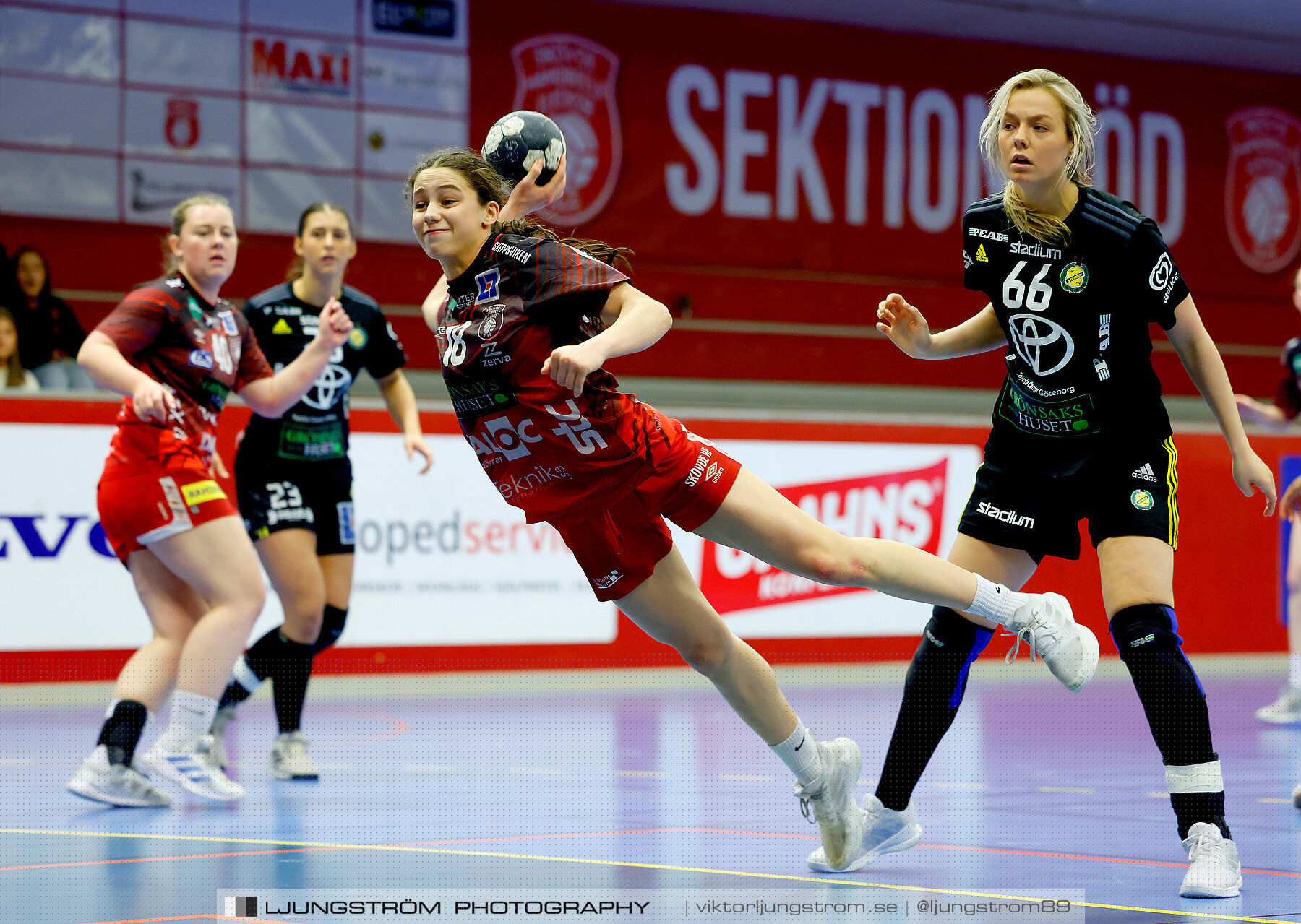 Skövde HF F19-IK Sävehof 2 F19 25-24,dam,Skövde Idrottshall,Skövde,Sverige,Handboll,,2024,334402