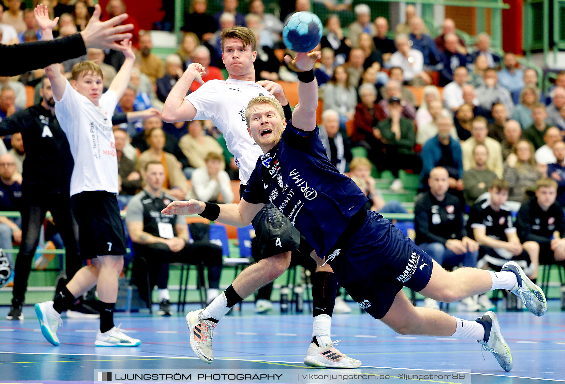 IFK Skövde HK-Lugi HF 33-32,herr,Arena Skövde,Skövde,Sverige,Handboll,,2024,334537