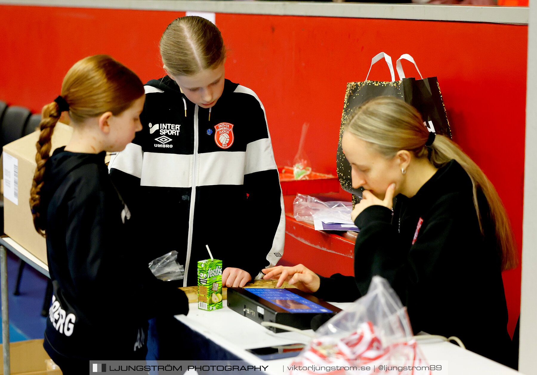Skövde HF Ungdomsavslutning,dam,Skövde Idrottshall,Skövde,Sverige,Handboll,,2024,335622