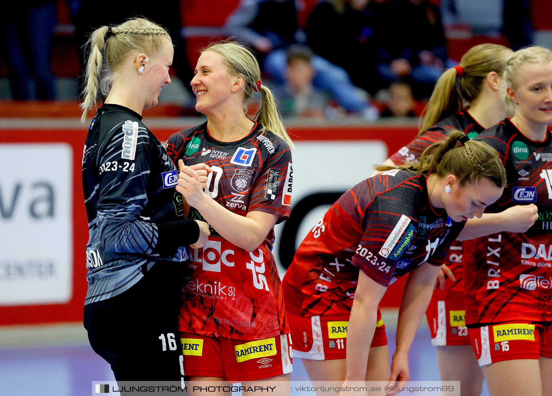 Skövde HF-Skuru IK 1/4-final 2 31-21,dam,Skövde Idrottshall,Skövde,Sverige,Handboll,,2024,336189