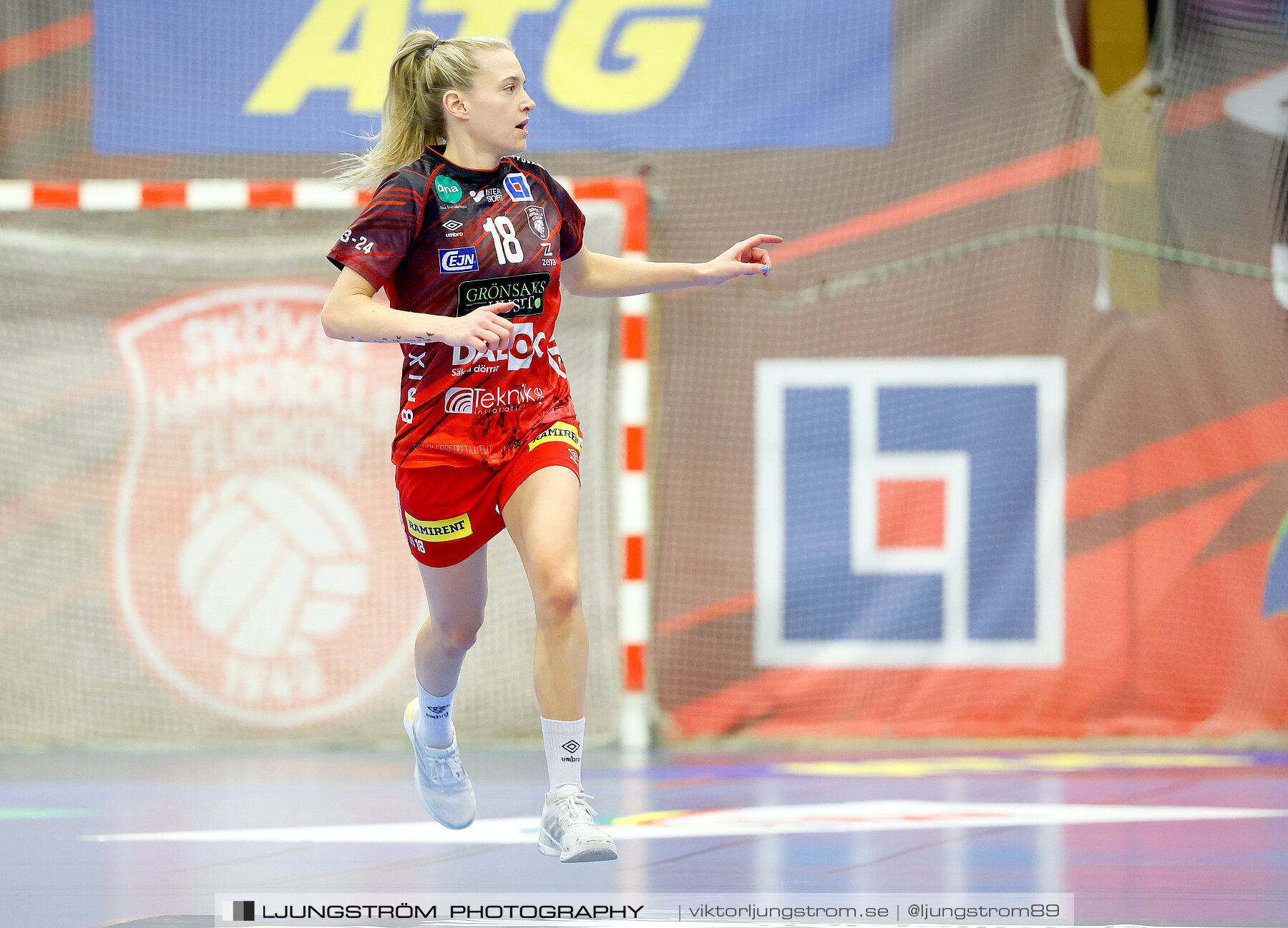 Skövde HF-Skuru IK 1/4-final 2 31-21,dam,Skövde Idrottshall,Skövde,Sverige,Handboll,,2024,336354