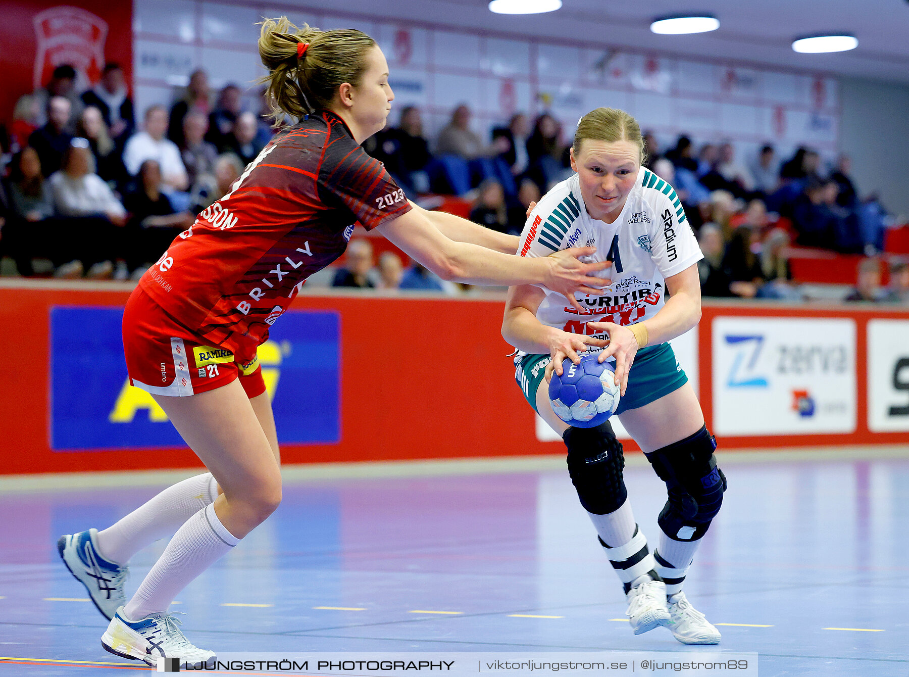 Skövde HF-Skuru IK 1/4-final 2 31-21,dam,Skövde Idrottshall,Skövde,Sverige,Handboll,,2024,336368
