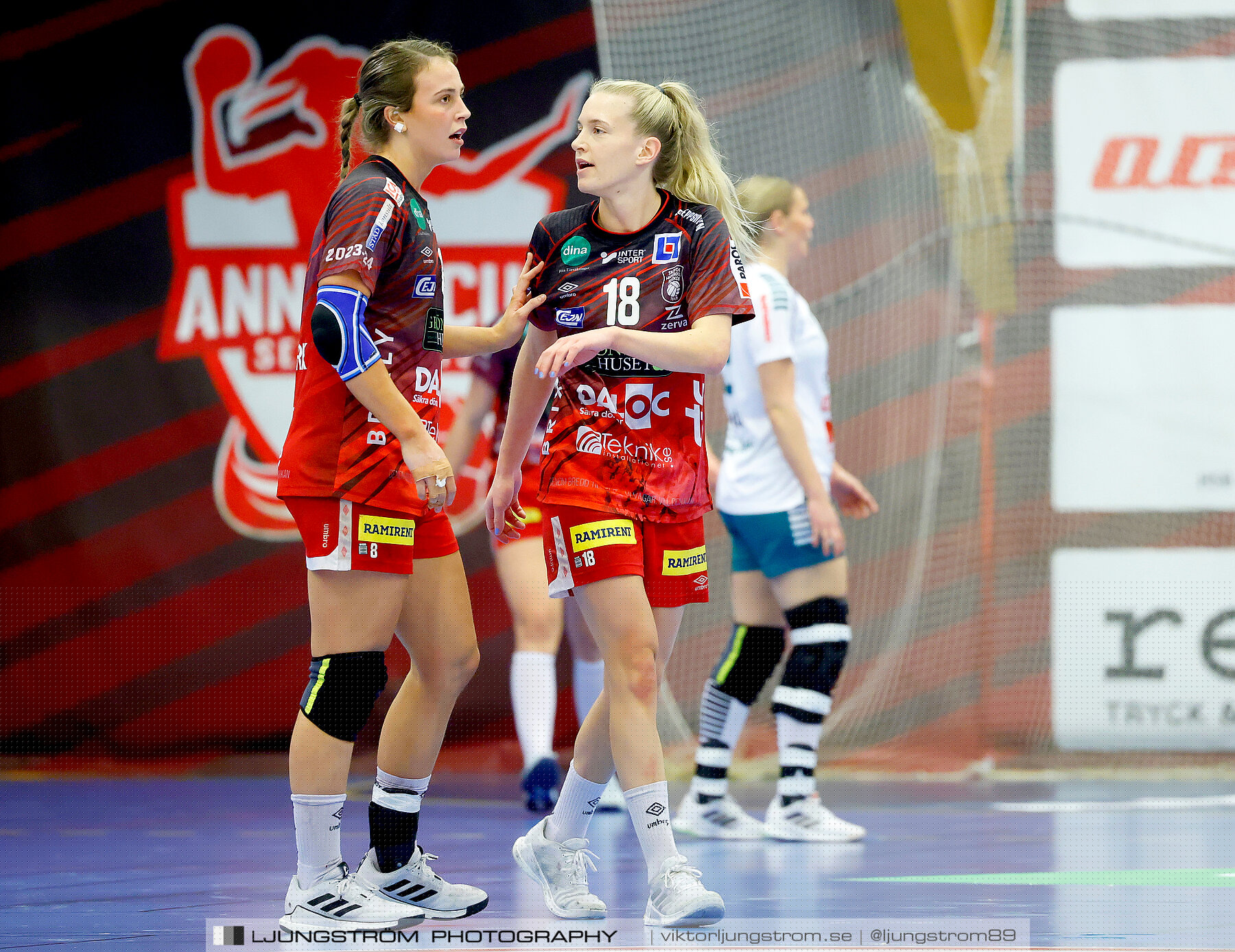 Skövde HF-Skuru IK 1/4-final 2 31-21,dam,Skövde Idrottshall,Skövde,Sverige,Handboll,,2024,336387