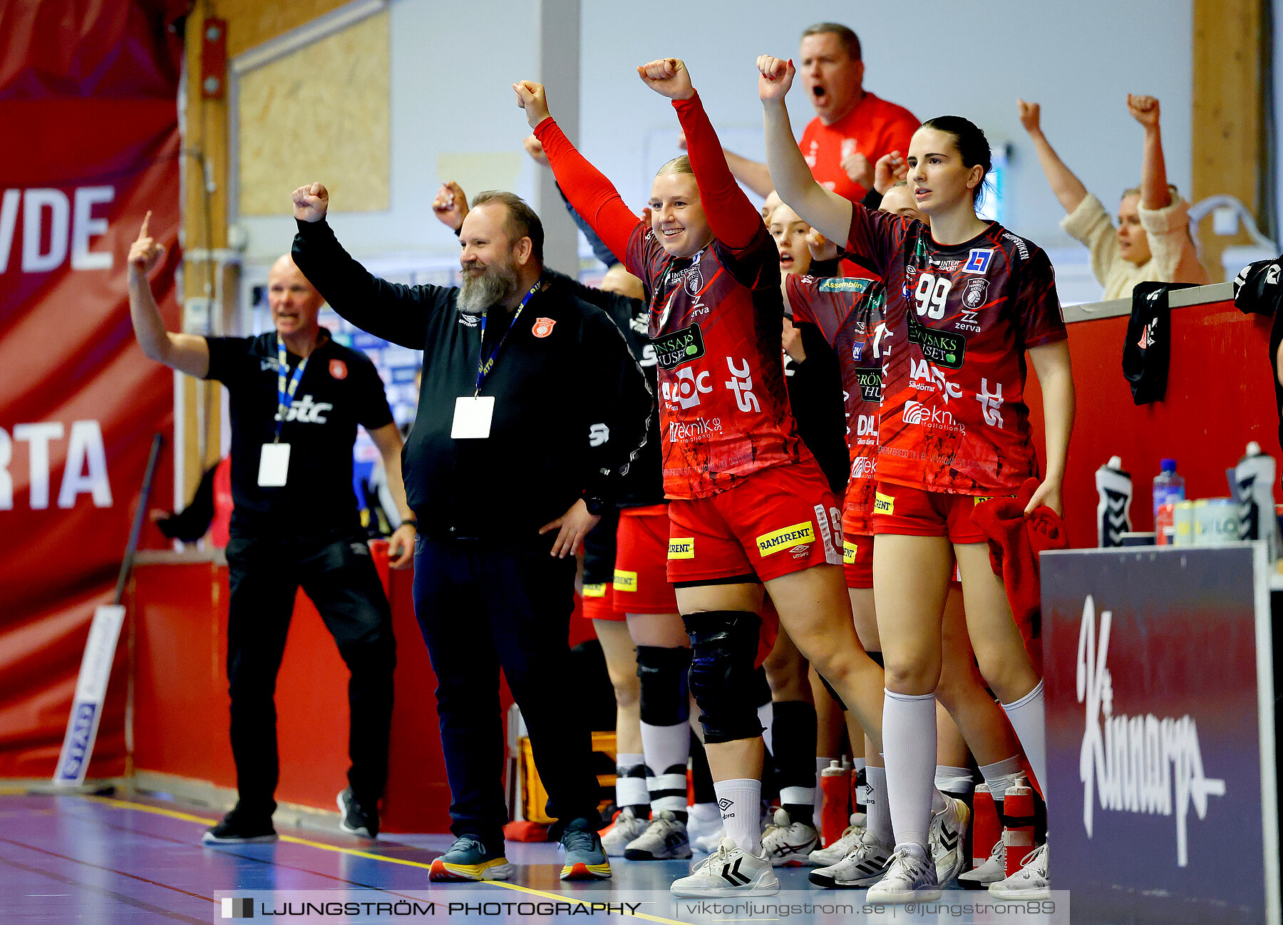 Skövde HF-Skuru IK 1/4-final 2 31-21,dam,Skövde Idrottshall,Skövde,Sverige,Handboll,,2024,336477