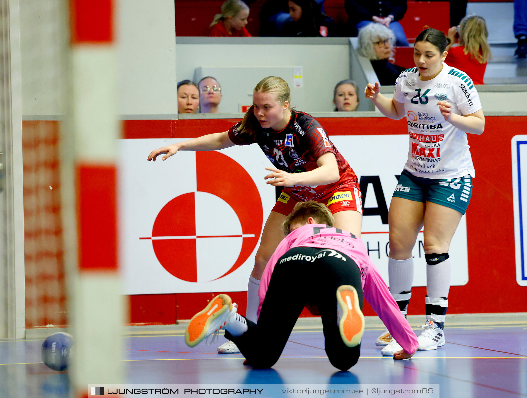 Skövde HF-Skuru IK 1/4-final 2 31-21,dam,Skövde Idrottshall,Skövde,Sverige,Handboll,,2024,336507