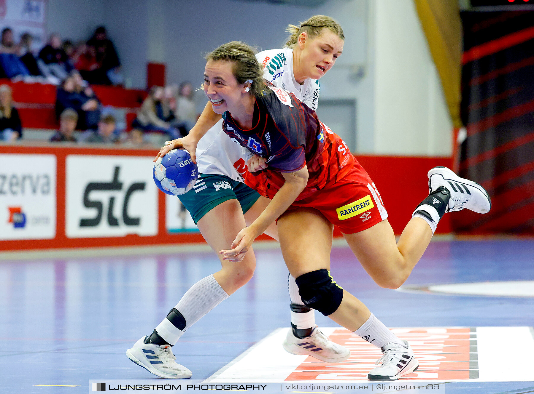 Skövde HF-Skuru IK 1/4-final 2 31-21,dam,Skövde Idrottshall,Skövde,Sverige,Handboll,,2024,336517