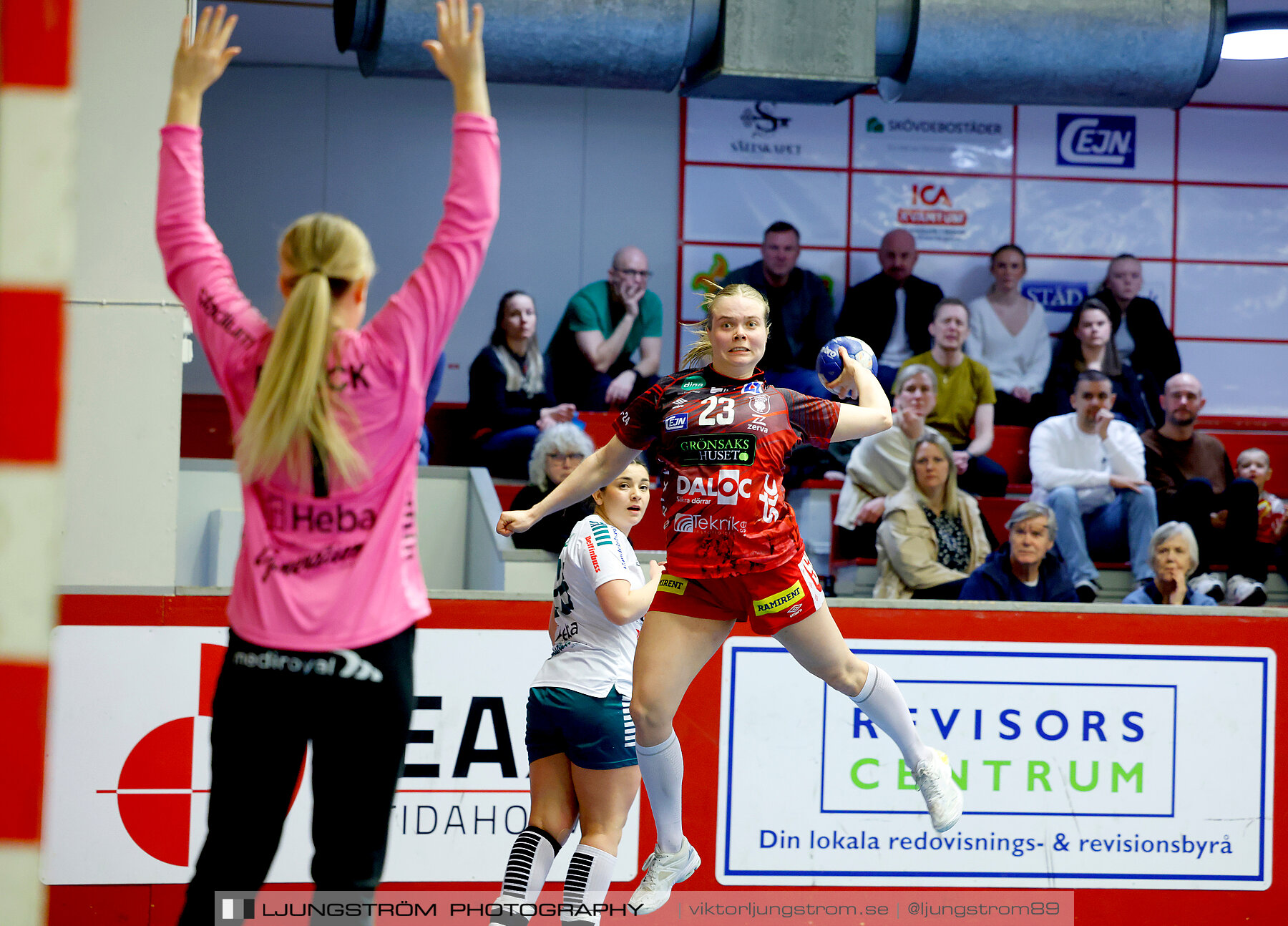Skövde HF-Skuru IK 1/4-final 2 31-21,dam,Skövde Idrottshall,Skövde,Sverige,Handboll,,2024,336528