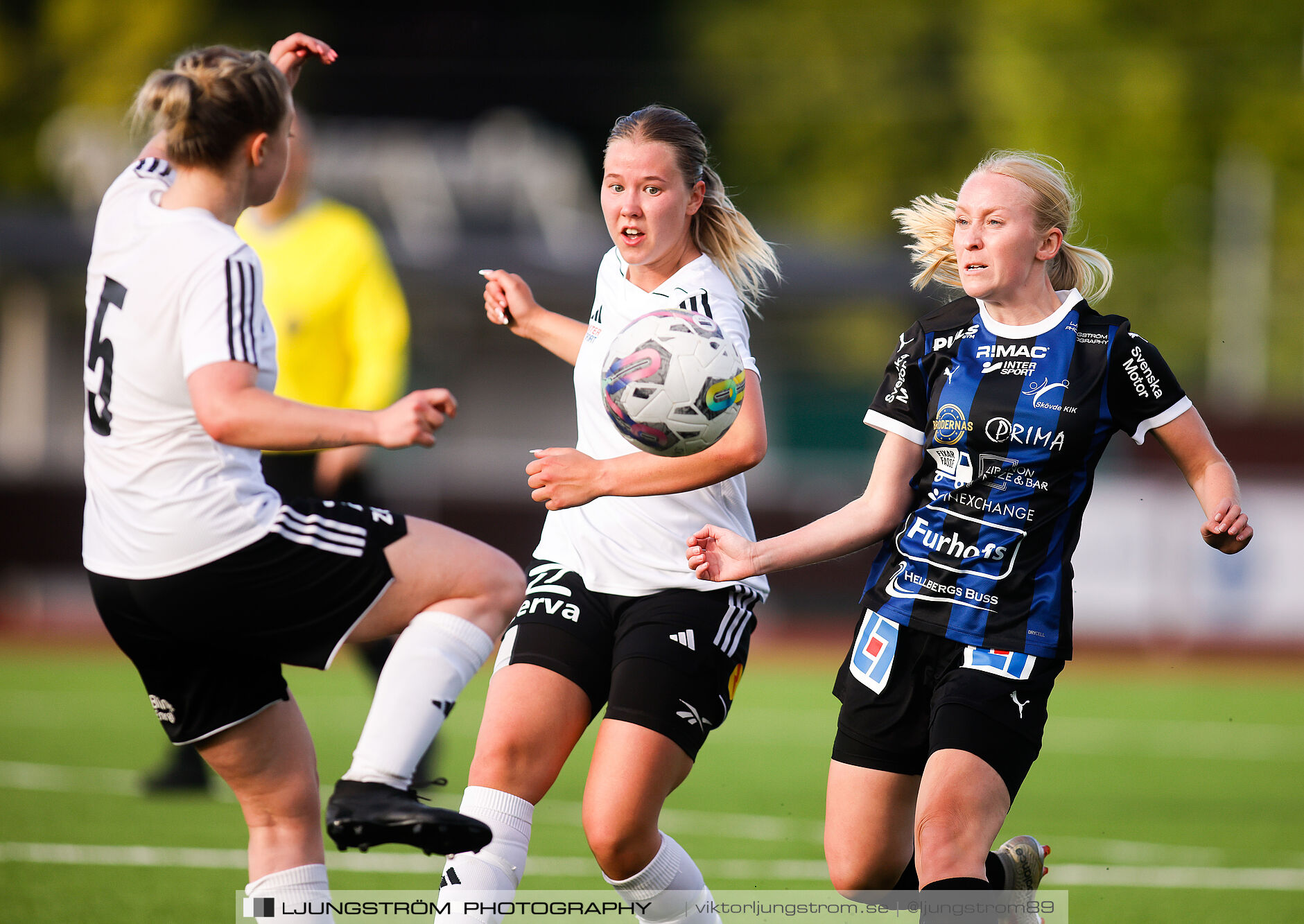 Skövde KIK-Ulvåkers IF 3-0,dam,Södermalms IP,Skövde,Sverige,Fotboll,,2024,340886