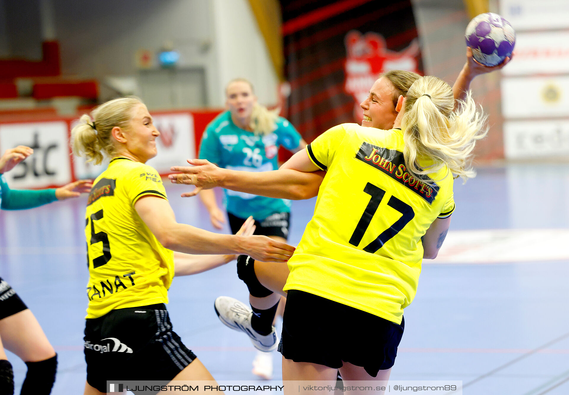 Annliz Cup Superelit Viborg HK-IK Sävehof 34-32,dam,Skövde Idrottshall,Skövde,Sverige,Handboll,,2024,340951