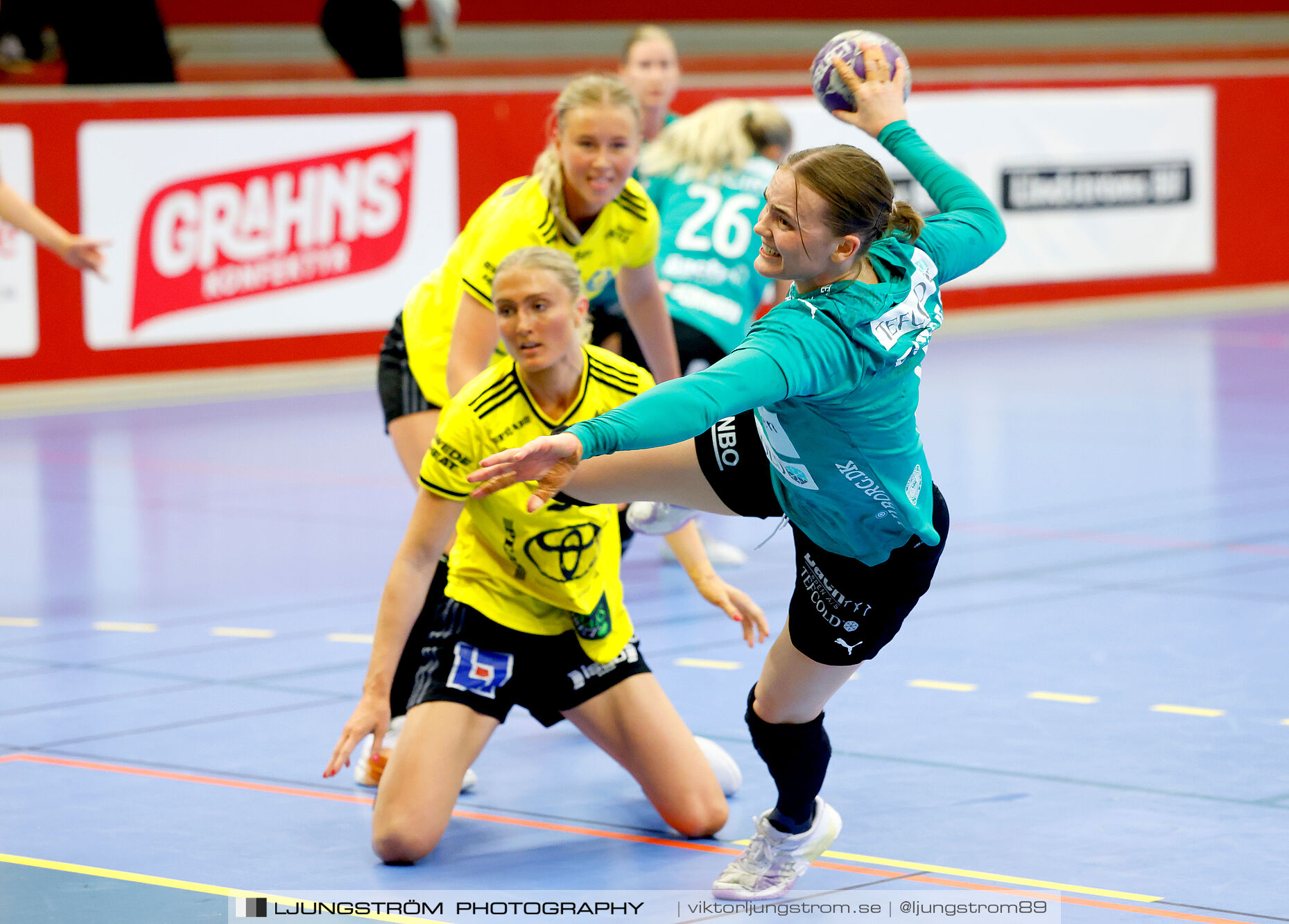 Annliz Cup Superelit Viborg HK-IK Sävehof 34-32,dam,Skövde Idrottshall,Skövde,Sverige,Handboll,,2024,340953