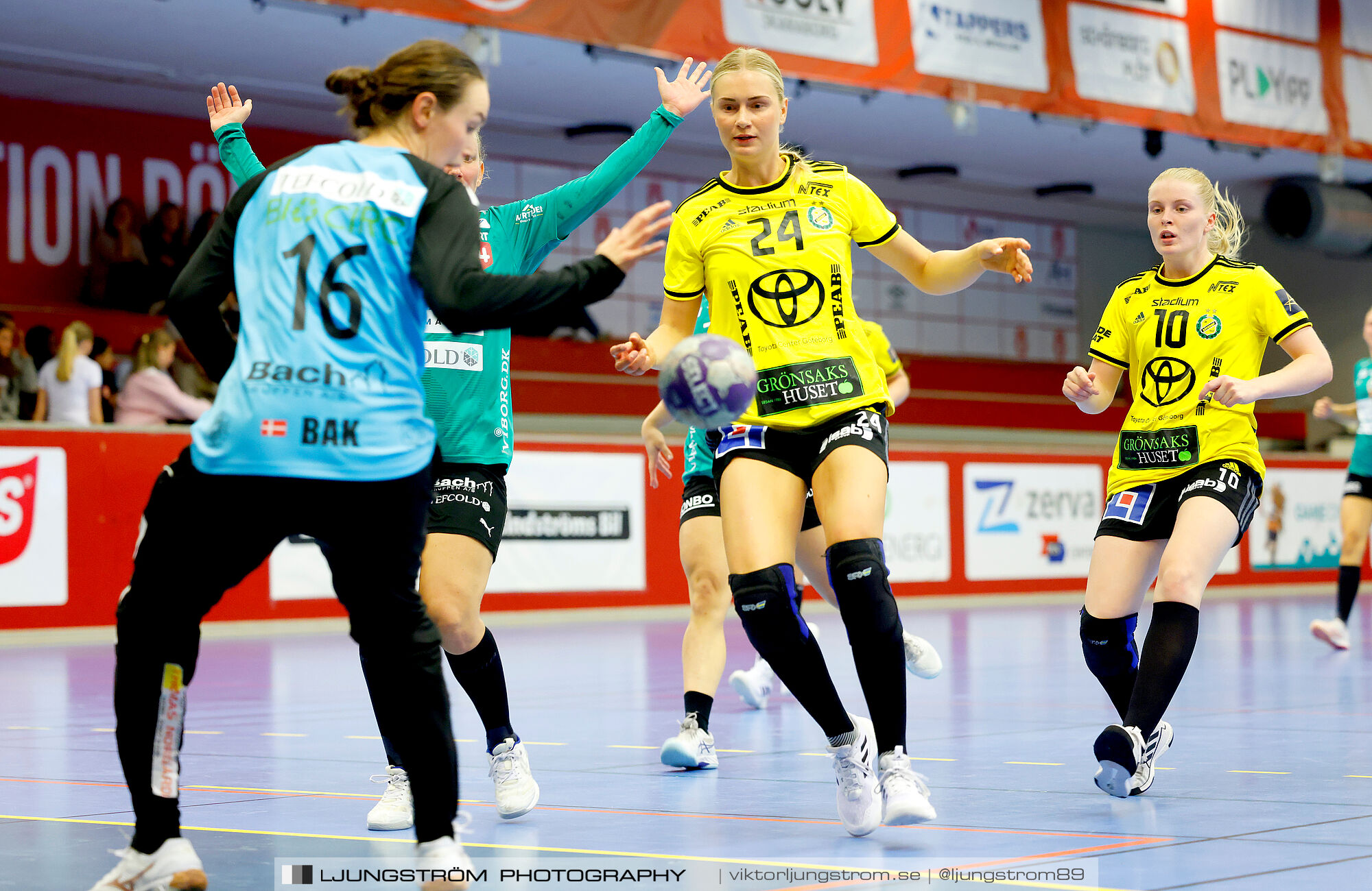 Annliz Cup Superelit Viborg HK-IK Sävehof 34-32,dam,Skövde Idrottshall,Skövde,Sverige,Handboll,,2024,341002