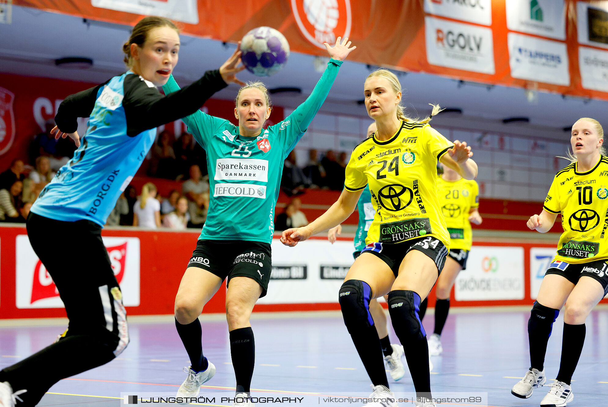 Annliz Cup Superelit Viborg HK-IK Sävehof 34-32,dam,Skövde Idrottshall,Skövde,Sverige,Handboll,,2024,341003