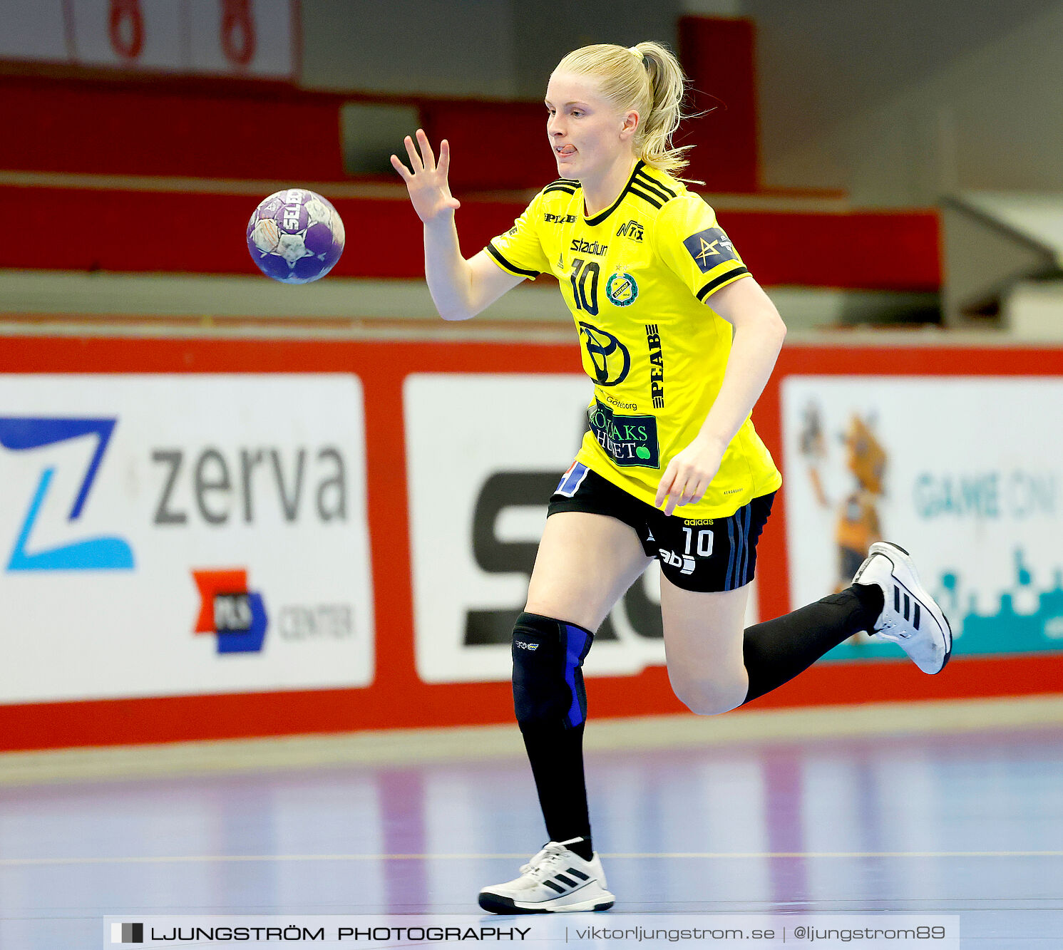 Annliz Cup Superelit Viborg HK-IK Sävehof 34-32,dam,Skövde Idrottshall,Skövde,Sverige,Handboll,,2024,341012