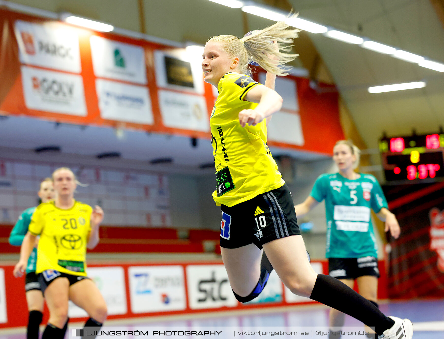 Annliz Cup Superelit Viborg HK-IK Sävehof 34-32,dam,Skövde Idrottshall,Skövde,Sverige,Handboll,,2024,341020