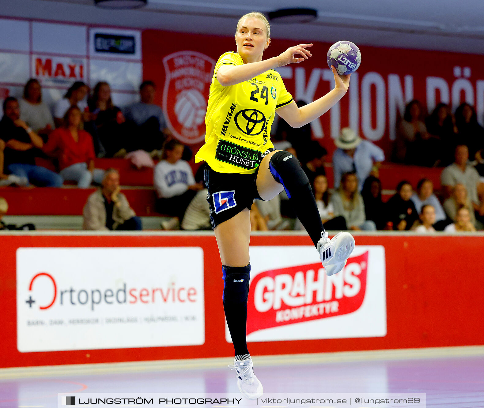 Annliz Cup Superelit Viborg HK-IK Sävehof 34-32,dam,Skövde Idrottshall,Skövde,Sverige,Handboll,,2024,341026
