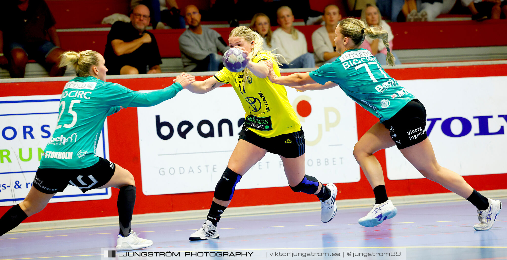 Annliz Cup Superelit Viborg HK-IK Sävehof 34-32,dam,Skövde Idrottshall,Skövde,Sverige,Handboll,,2024,341038