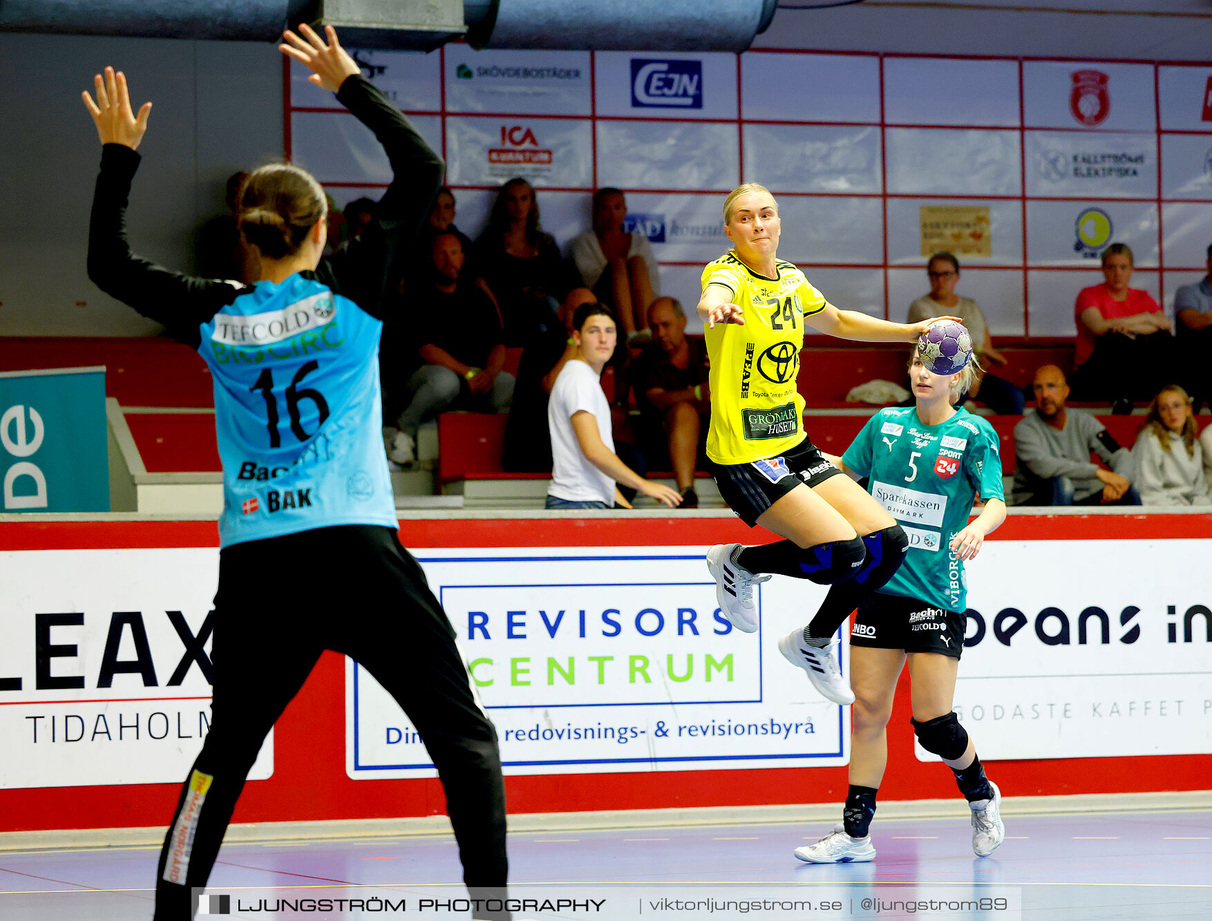 Annliz Cup Superelit Viborg HK-IK Sävehof 34-32,dam,Skövde Idrottshall,Skövde,Sverige,Handboll,,2024,341046