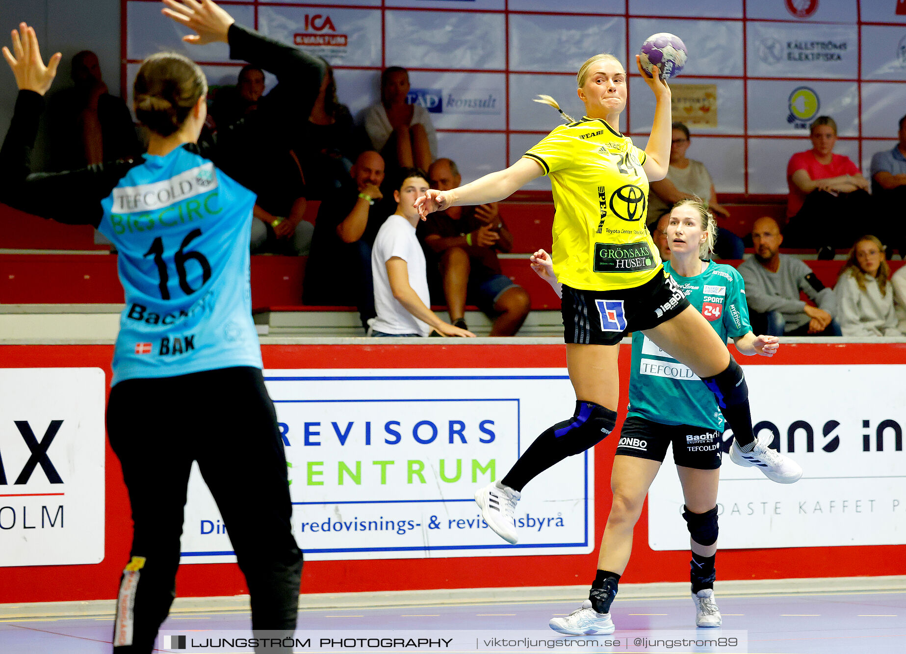 Annliz Cup Superelit Viborg HK-IK Sävehof 34-32,dam,Skövde Idrottshall,Skövde,Sverige,Handboll,,2024,341048