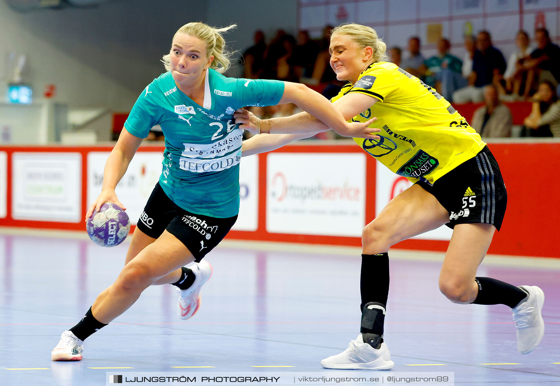 Annliz Cup Superelit Viborg HK-IK Sävehof 34-32,dam,Skövde Idrottshall,Skövde,Sverige,Handboll,,2024,341057