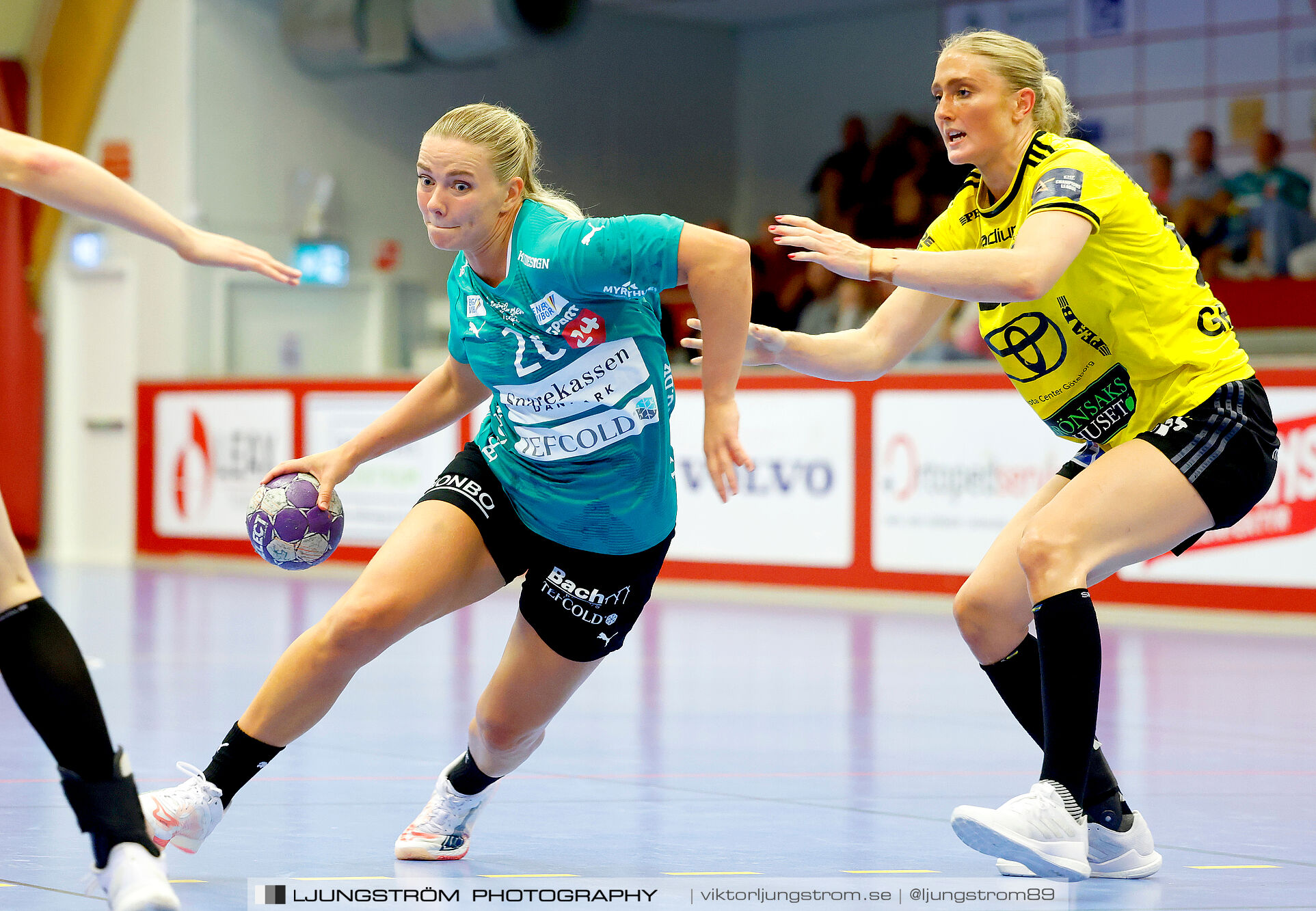 Annliz Cup Superelit Viborg HK-IK Sävehof 34-32,dam,Skövde Idrottshall,Skövde,Sverige,Handboll,,2024,341058