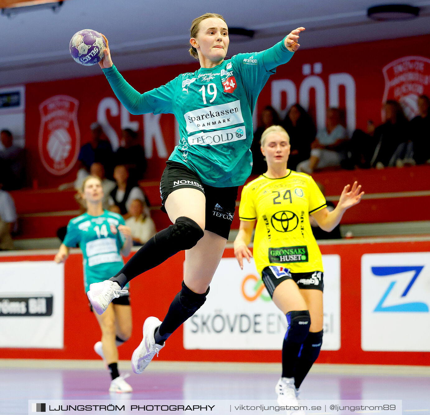 Annliz Cup Superelit Viborg HK-IK Sävehof 34-32,dam,Skövde Idrottshall,Skövde,Sverige,Handboll,,2024,341064