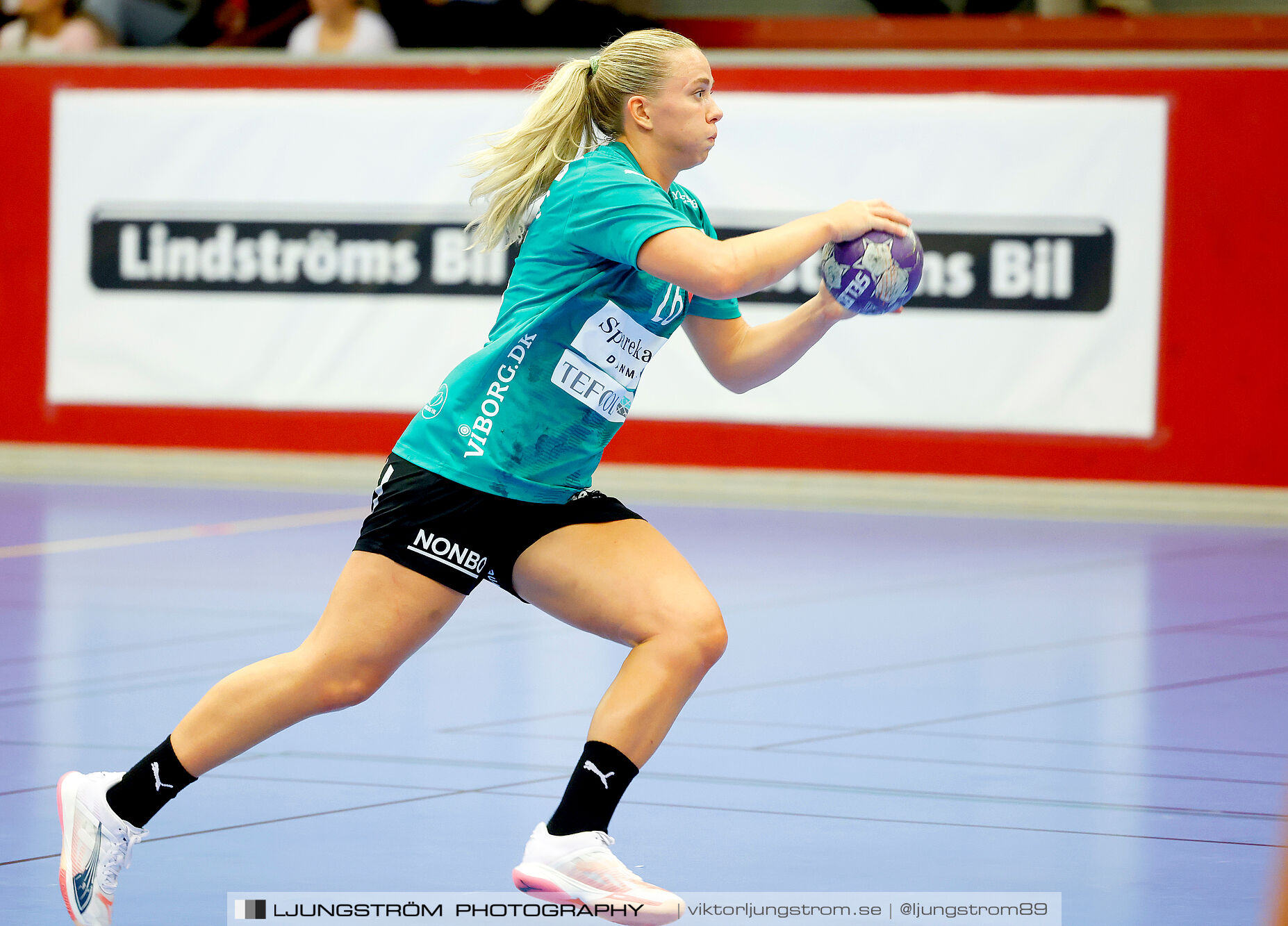 Annliz Cup Superelit Viborg HK-IK Sävehof 34-32,dam,Skövde Idrottshall,Skövde,Sverige,Handboll,,2024,341093