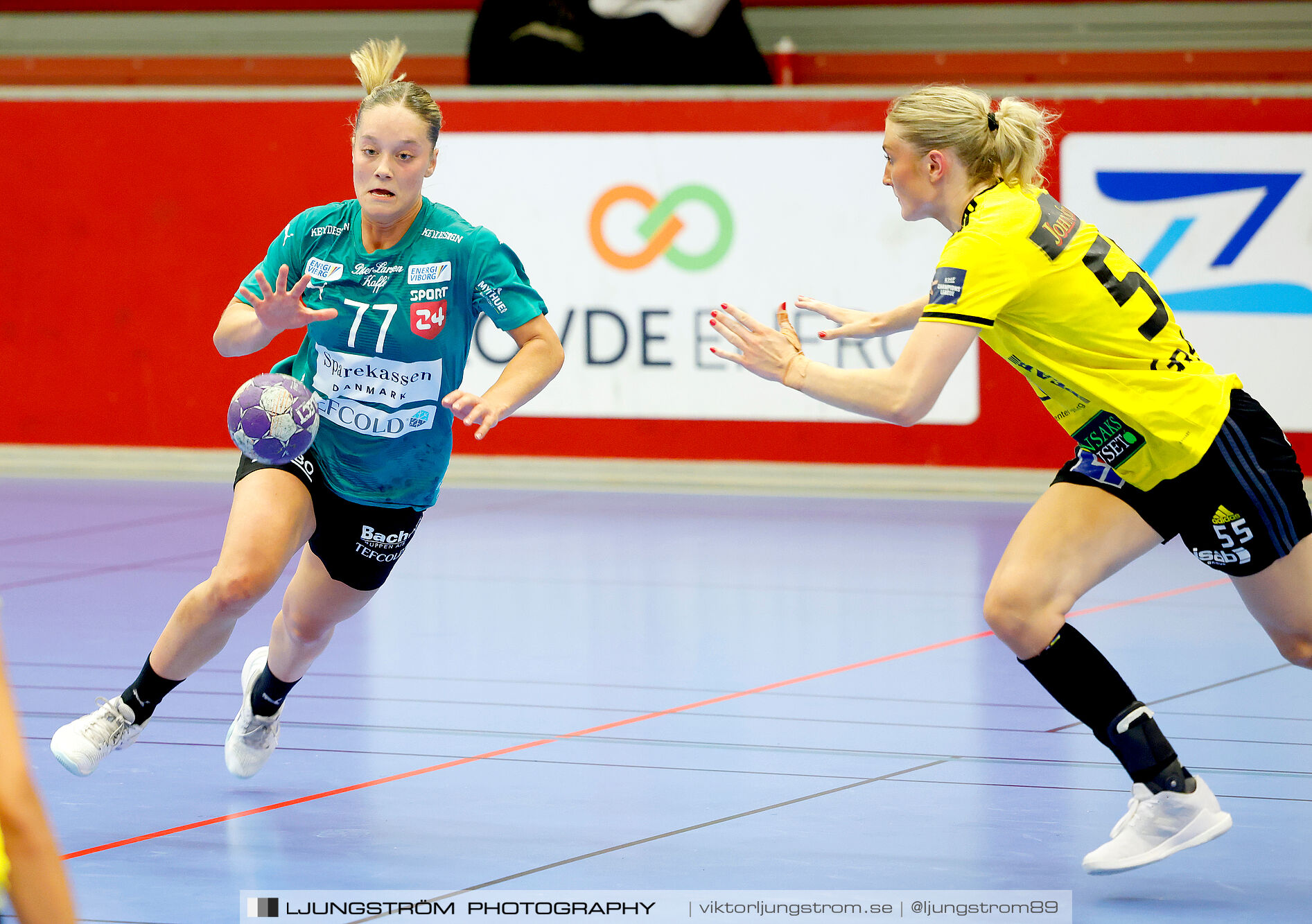 Annliz Cup Superelit Viborg HK-IK Sävehof 34-32,dam,Skövde Idrottshall,Skövde,Sverige,Handboll,,2024,341094