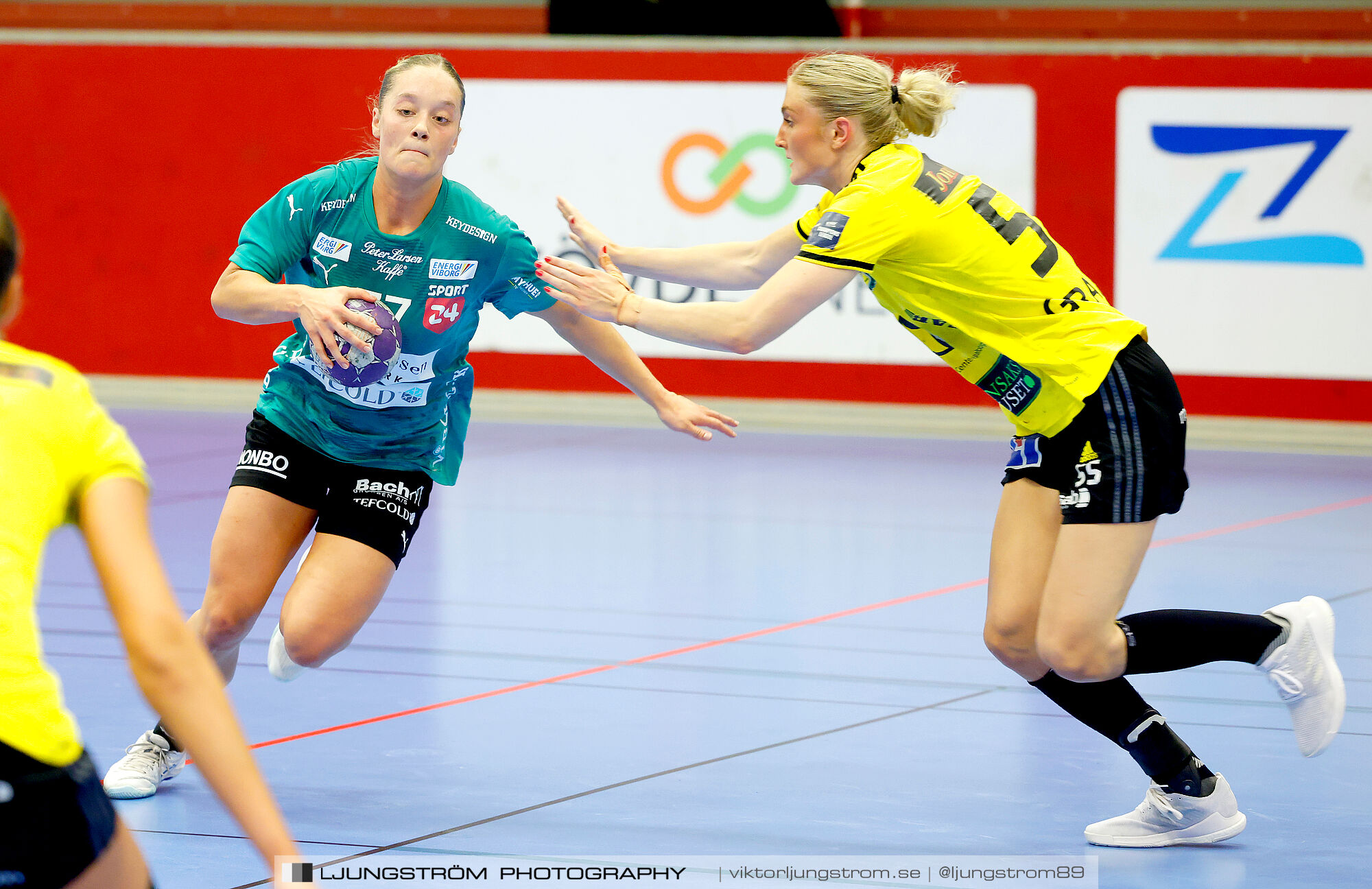 Annliz Cup Superelit Viborg HK-IK Sävehof 34-32,dam,Skövde Idrottshall,Skövde,Sverige,Handboll,,2024,341095