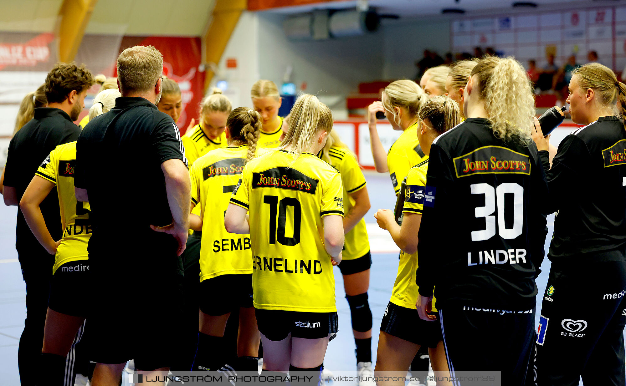 Annliz Cup Superelit Viborg HK-IK Sävehof 34-32,dam,Skövde Idrottshall,Skövde,Sverige,Handboll,,2024,341109
