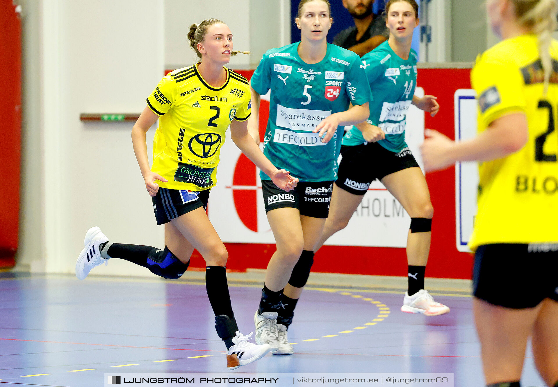 Annliz Cup Superelit Viborg HK-IK Sävehof 34-32,dam,Skövde Idrottshall,Skövde,Sverige,Handboll,,2024,341120