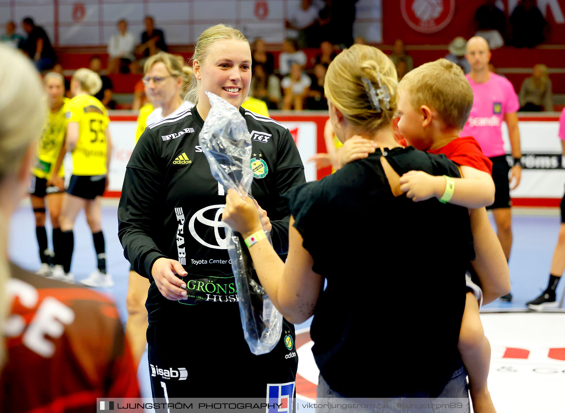 Annliz Cup Superelit Viborg HK-IK Sävehof 34-32,dam,Skövde Idrottshall,Skövde,Sverige,Handboll,,2024,341142