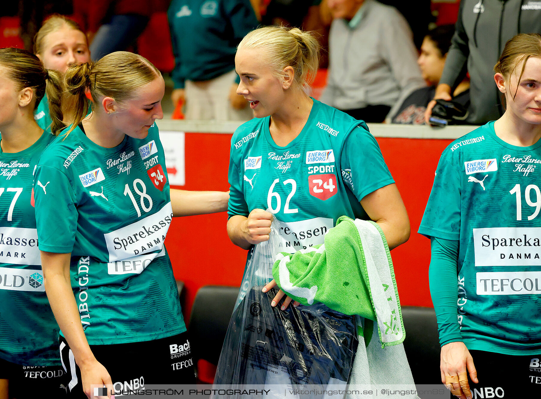Annliz Cup Superelit Viborg HK-IK Sävehof 34-32,dam,Skövde Idrottshall,Skövde,Sverige,Handboll,,2024,341159