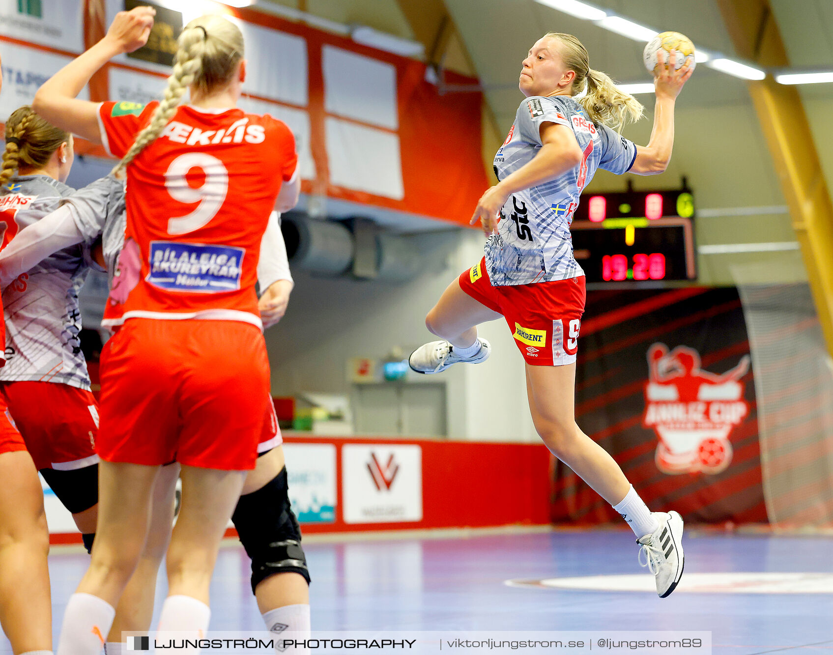 Annliz Cup Superelit Haukar Handbolti-Skövde HF 23-22,dam,Skövde Idrottshall,Skövde,Sverige,Handboll,,2024,342006