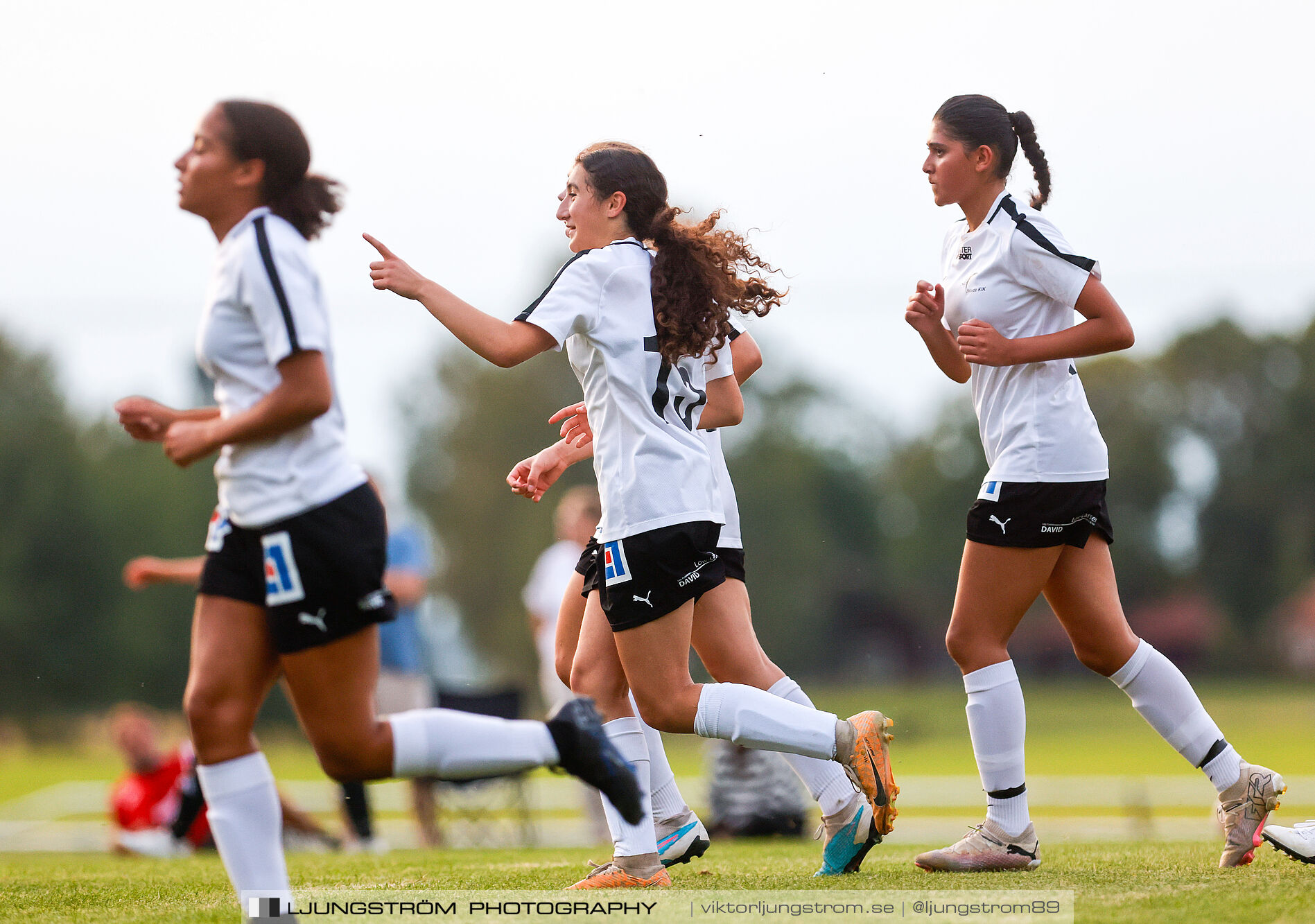 DM F19 Ulvåkers IF-Skövde KIK 0-7,dam,Åbrovallen,Ulvåker,Sverige,Fotboll,,2024,345250