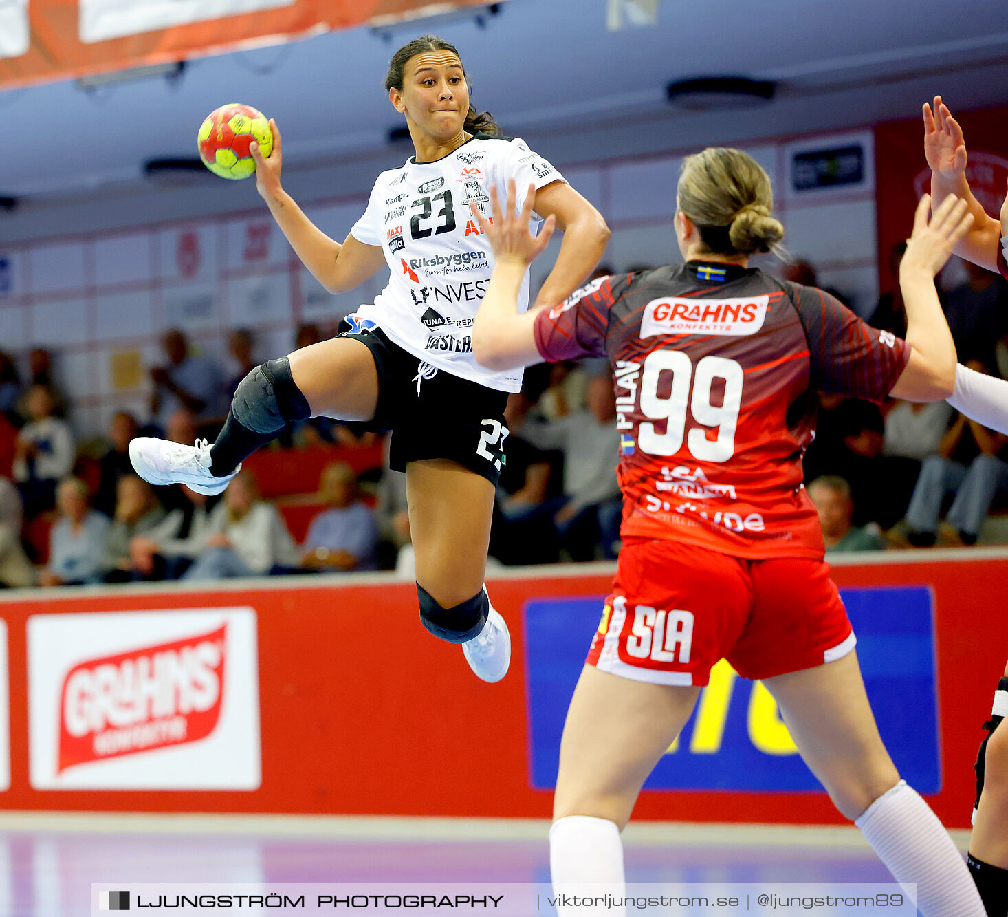 Skövde HF-VästeråsIrsta HF 27-23,dam,Skövde Idrottshall,Skövde,Sverige,Handboll,,2024,345815