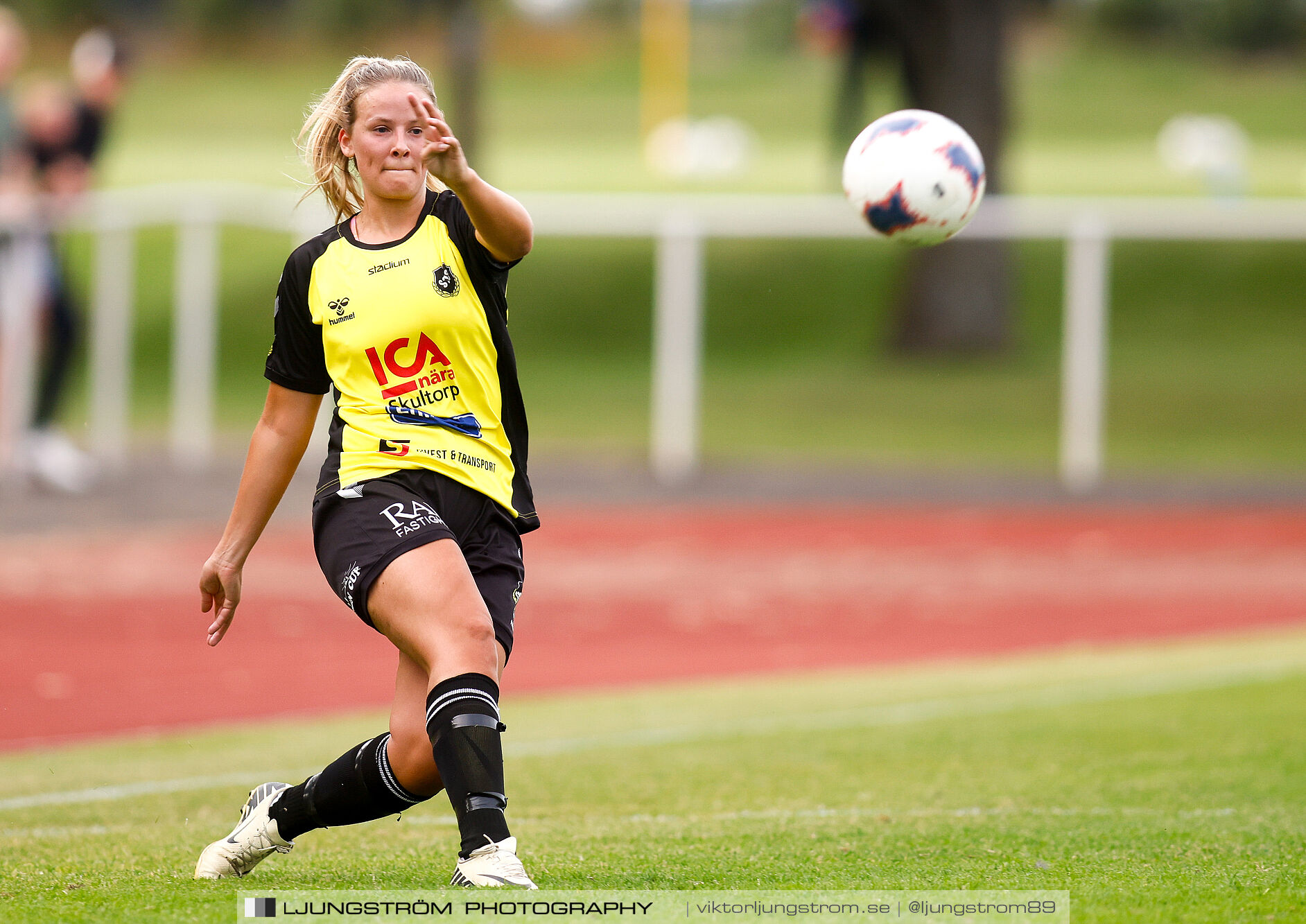 Falköpings KIK-Skultorps IF 0-1,dam,Odenplan,Falköping,Sverige,Fotboll,,2024,349980