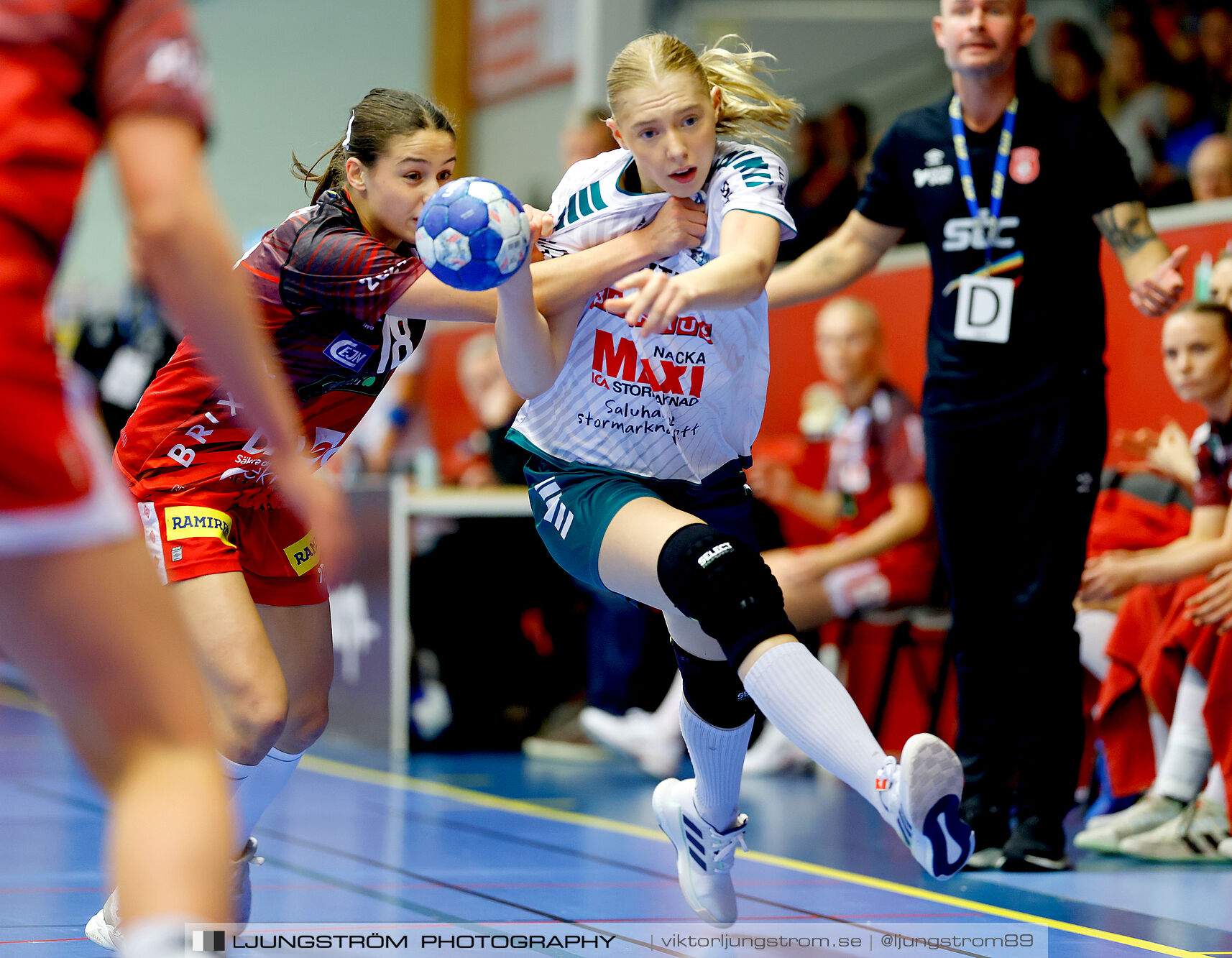 Skövde HF-Skuru IK 28-30,dam,Skövde Idrottshall,Skövde,Sverige,Handboll,,2024,352574