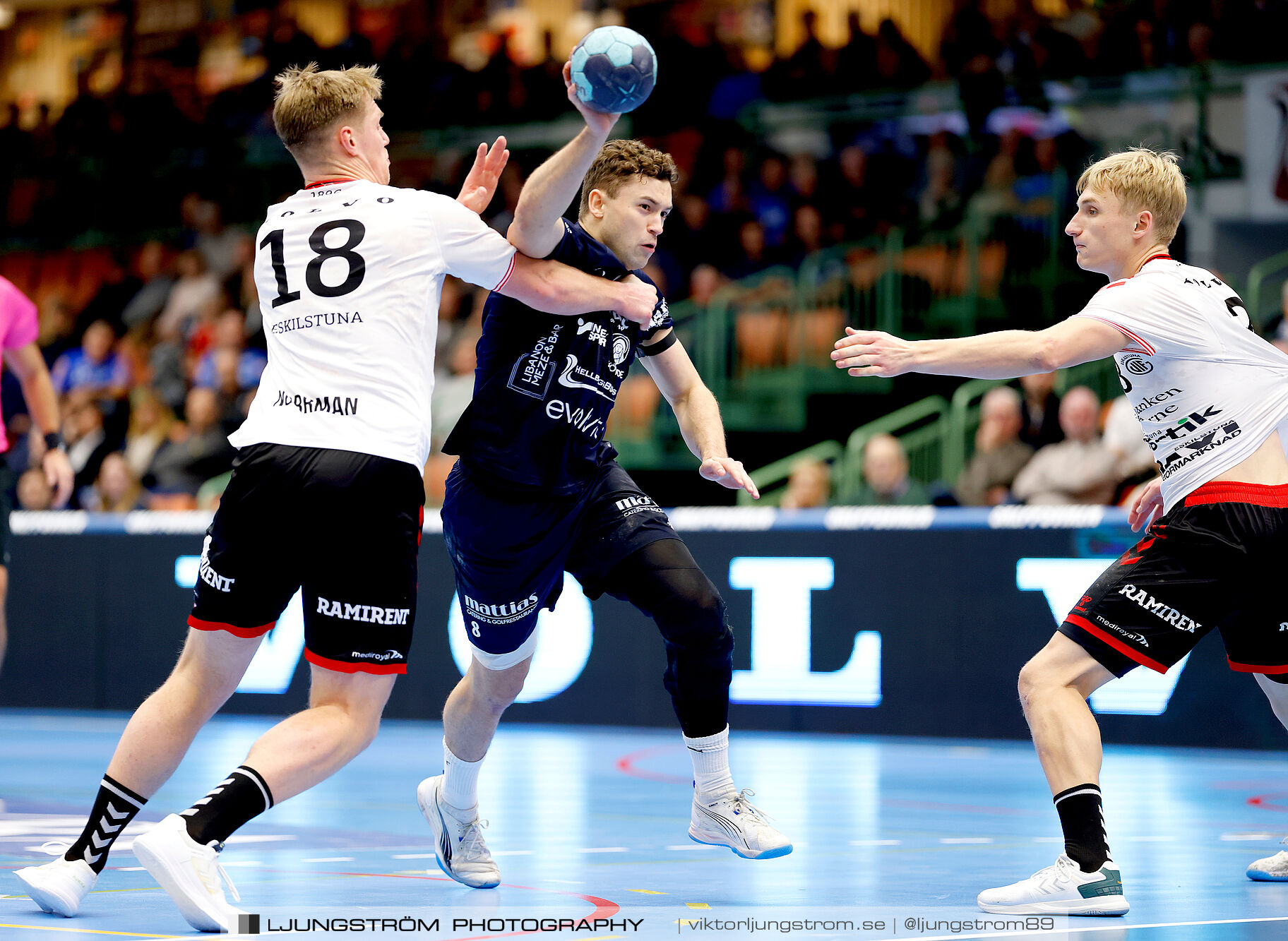 IFK Skövde HK-Eskilstuna Guif IF 34-23,herr,Arena Skövde,Skövde,Sverige,Handboll,,2024,355142