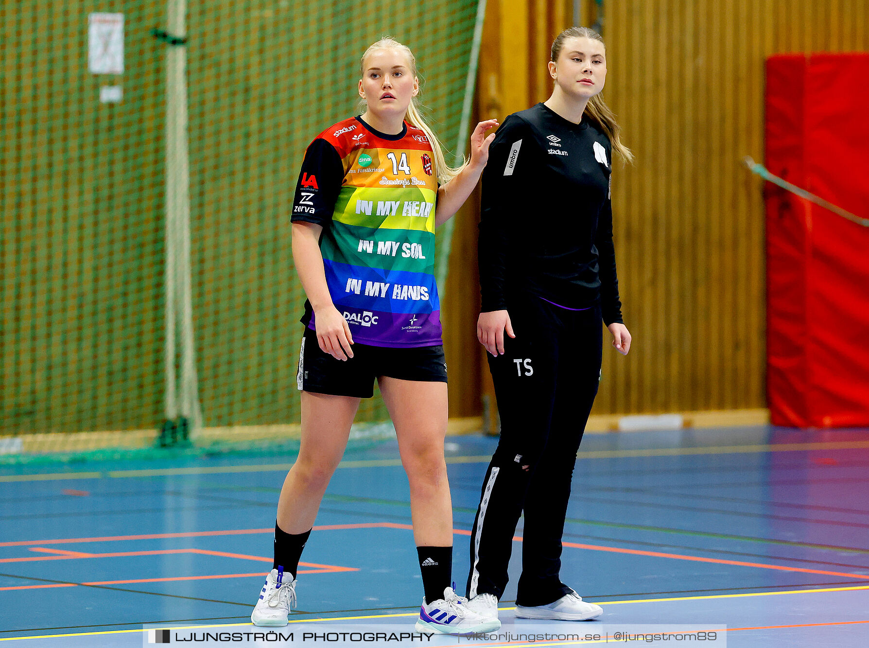 HK Country-HK Somby Skövde 27-38,dam,Arena Skövde,Skövde,Sverige,Handboll,,2024,355167
