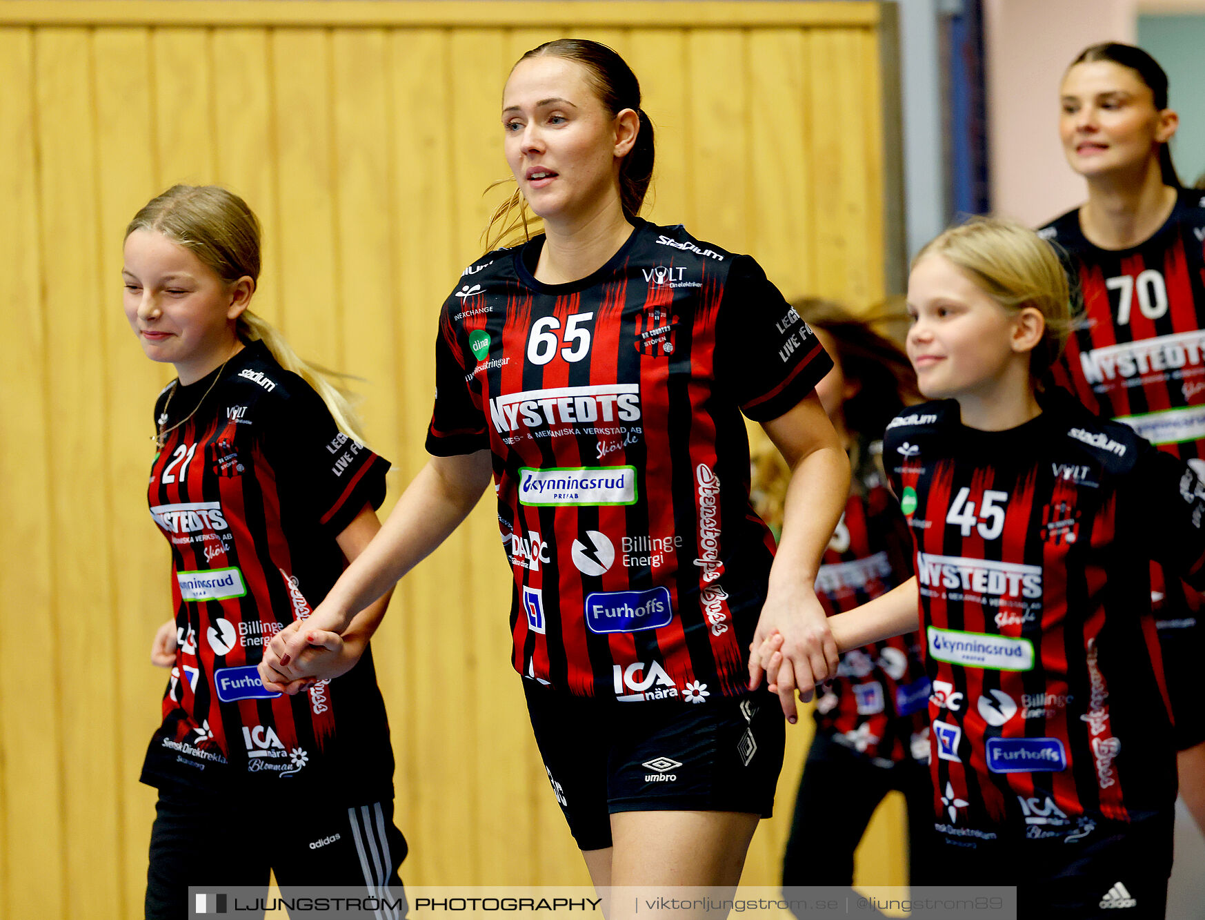 HK Country-HK Somby Skövde 27-38,dam,Arena Skövde,Skövde,Sverige,Handboll,,2024,355187