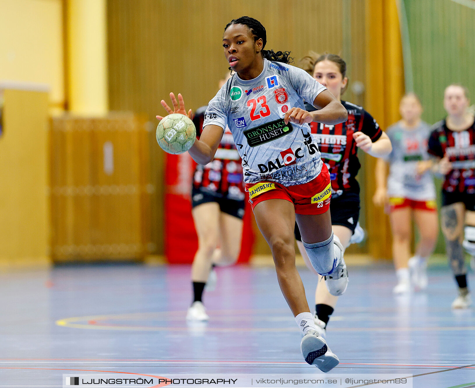 HK Country-HK Somby Skövde 27-38,dam,Arena Skövde,Skövde,Sverige,Handboll,,2024,355208
