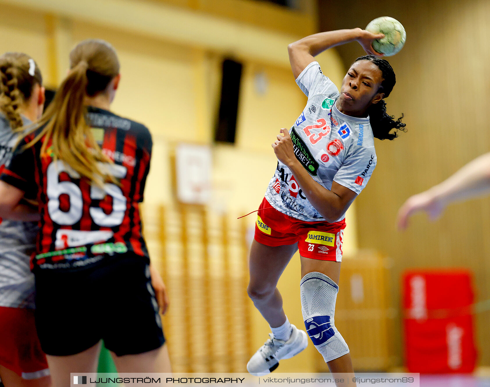 HK Country-HK Somby Skövde 27-38,dam,Arena Skövde,Skövde,Sverige,Handboll,,2024,355243