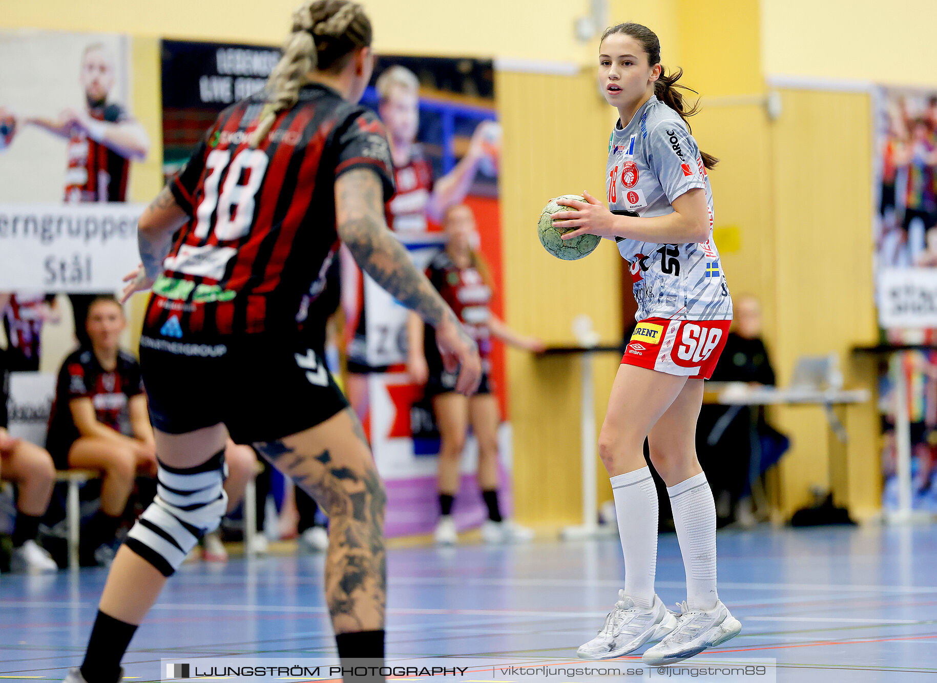 HK Country-HK Somby Skövde 27-38,dam,Arena Skövde,Skövde,Sverige,Handboll,,2024,355253