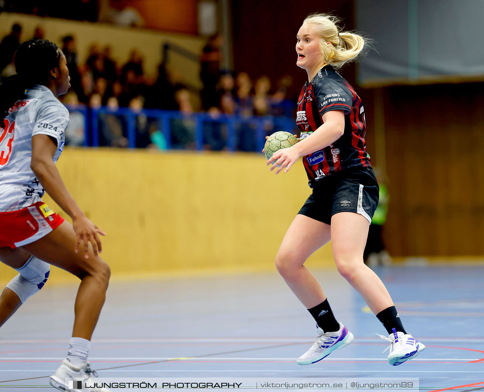 HK Country-HK Somby Skövde 27-38,dam,Arena Skövde,Skövde,Sverige,Handboll,,2024,355364