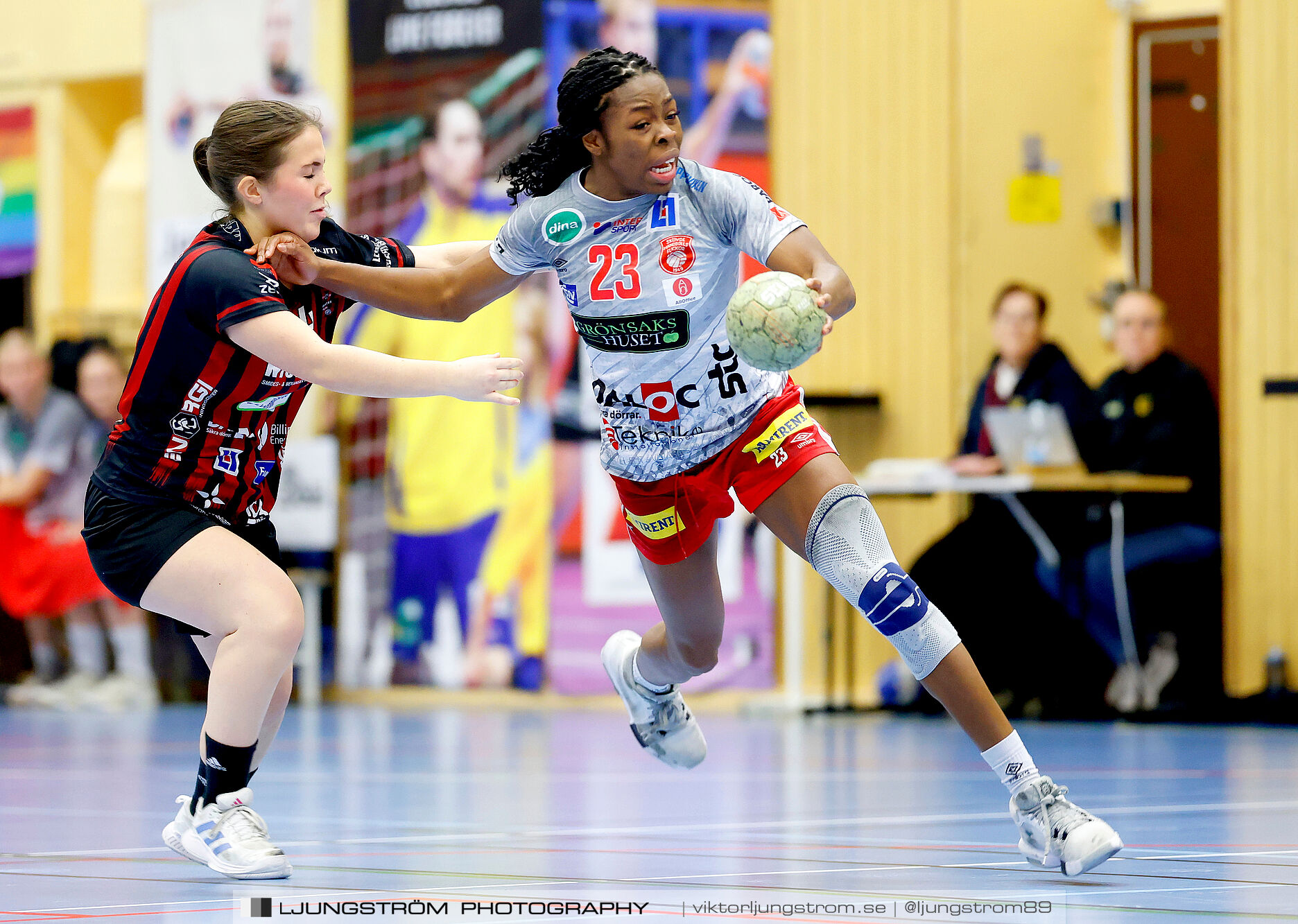 HK Country-HK Somby Skövde 27-38,dam,Arena Skövde,Skövde,Sverige,Handboll,,2024,355406