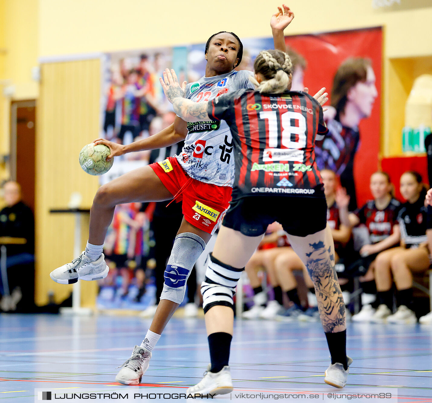 HK Country-HK Somby Skövde 27-38,dam,Arena Skövde,Skövde,Sverige,Handboll,,2024,355408