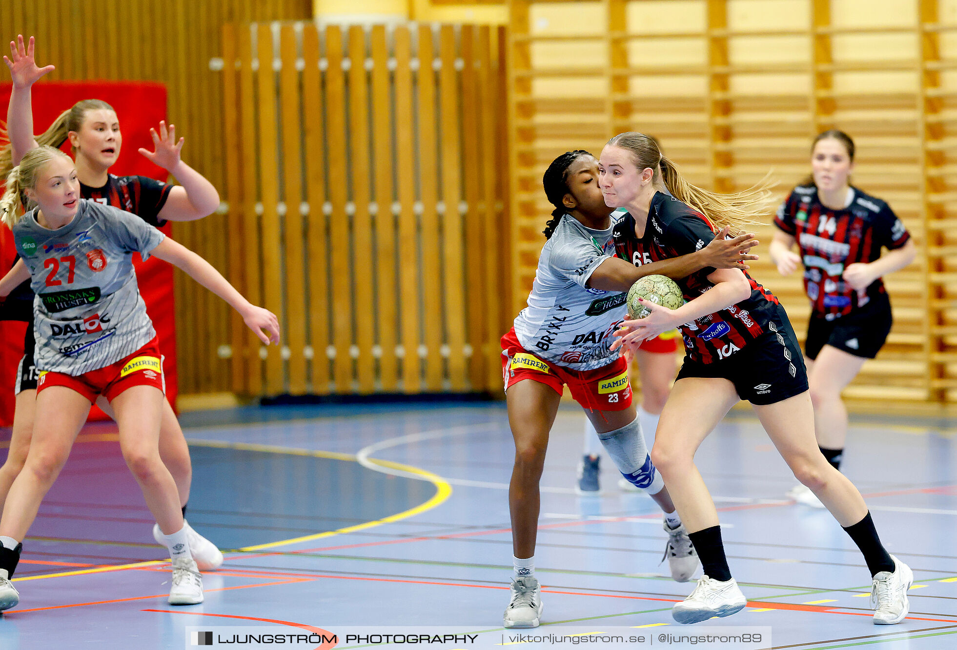 HK Country-HK Somby Skövde 27-38,dam,Arena Skövde,Skövde,Sverige,Handboll,,2024,355489
